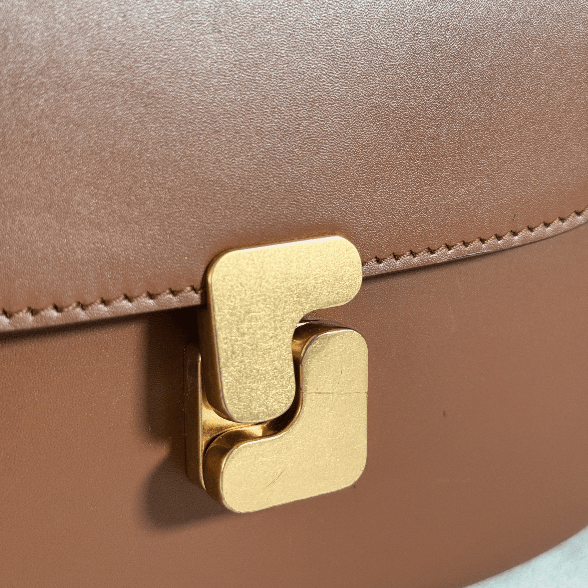 Quel Premier Sac de Luxe S’offrir pour Moins de 500 € ? - La Belle Boutique