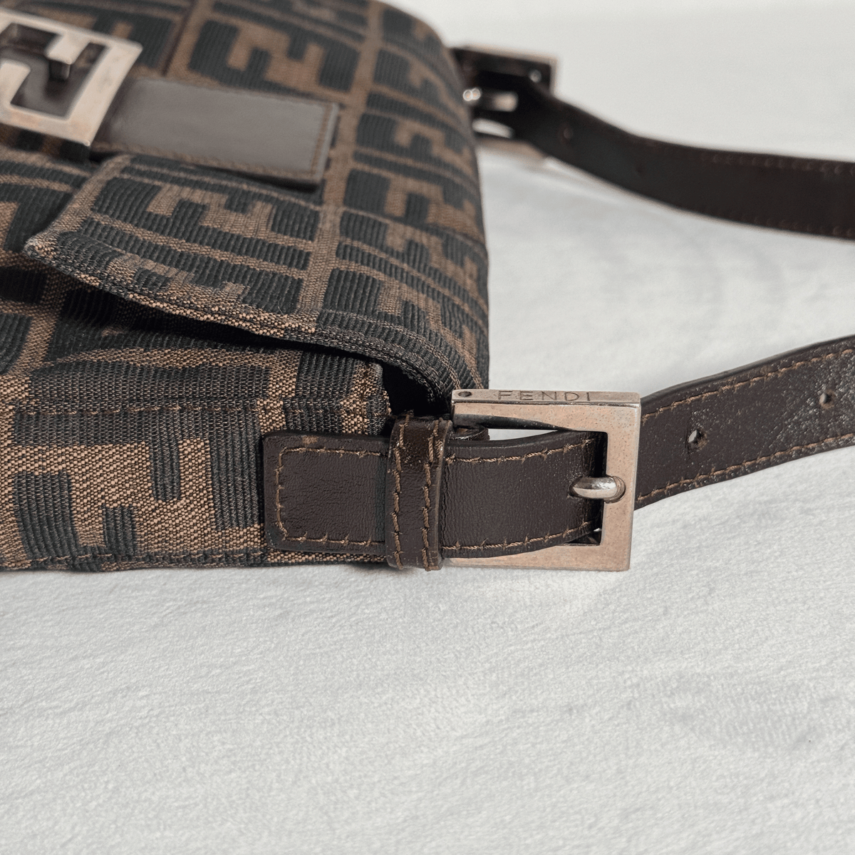 FENDI BAGUETTE - TOILE ZUCCA VINTAGE - La Belle Boutique