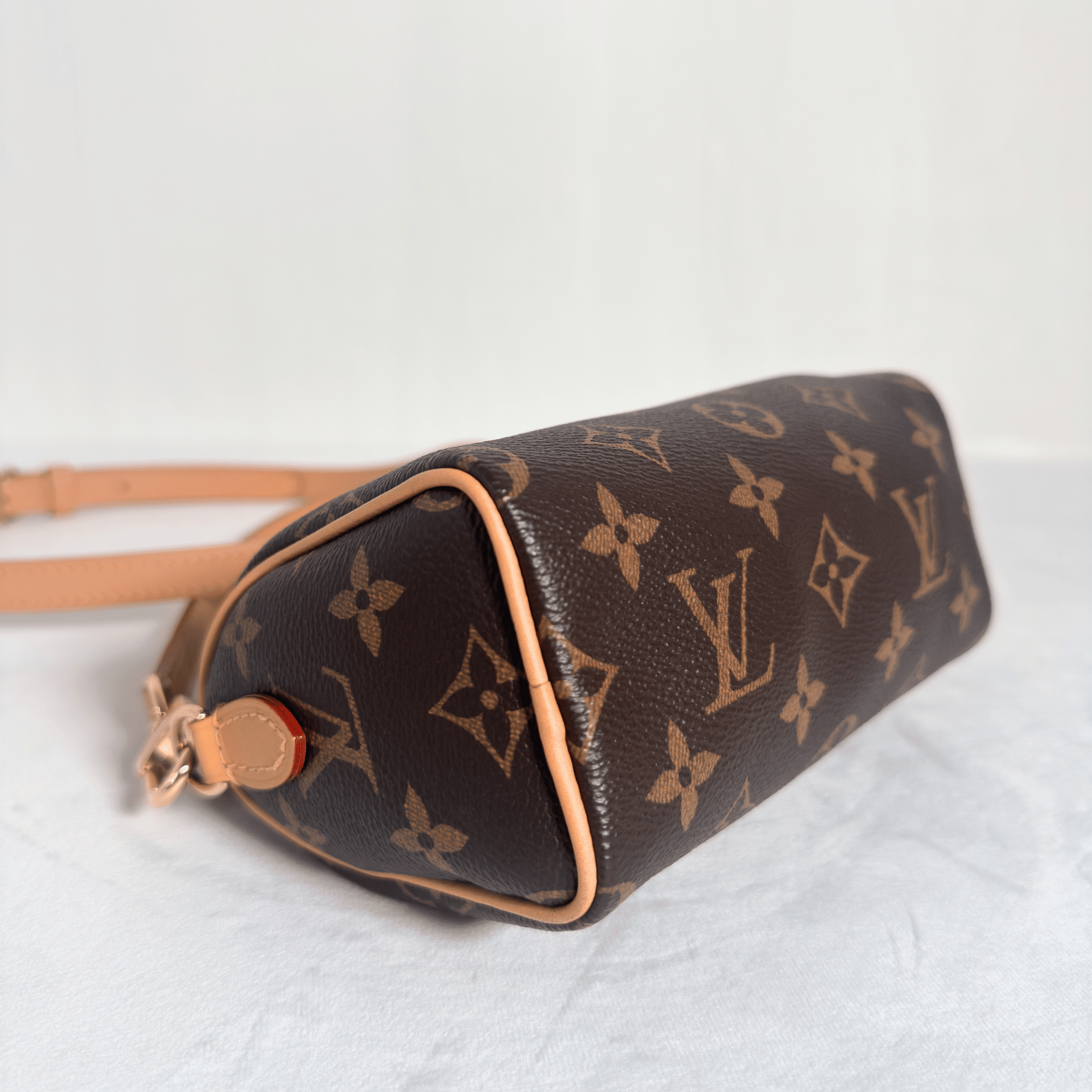 SAC LOUIS VUITTON NANO SPEEDY - TOILE MONOGRAM - La Belle Boutique