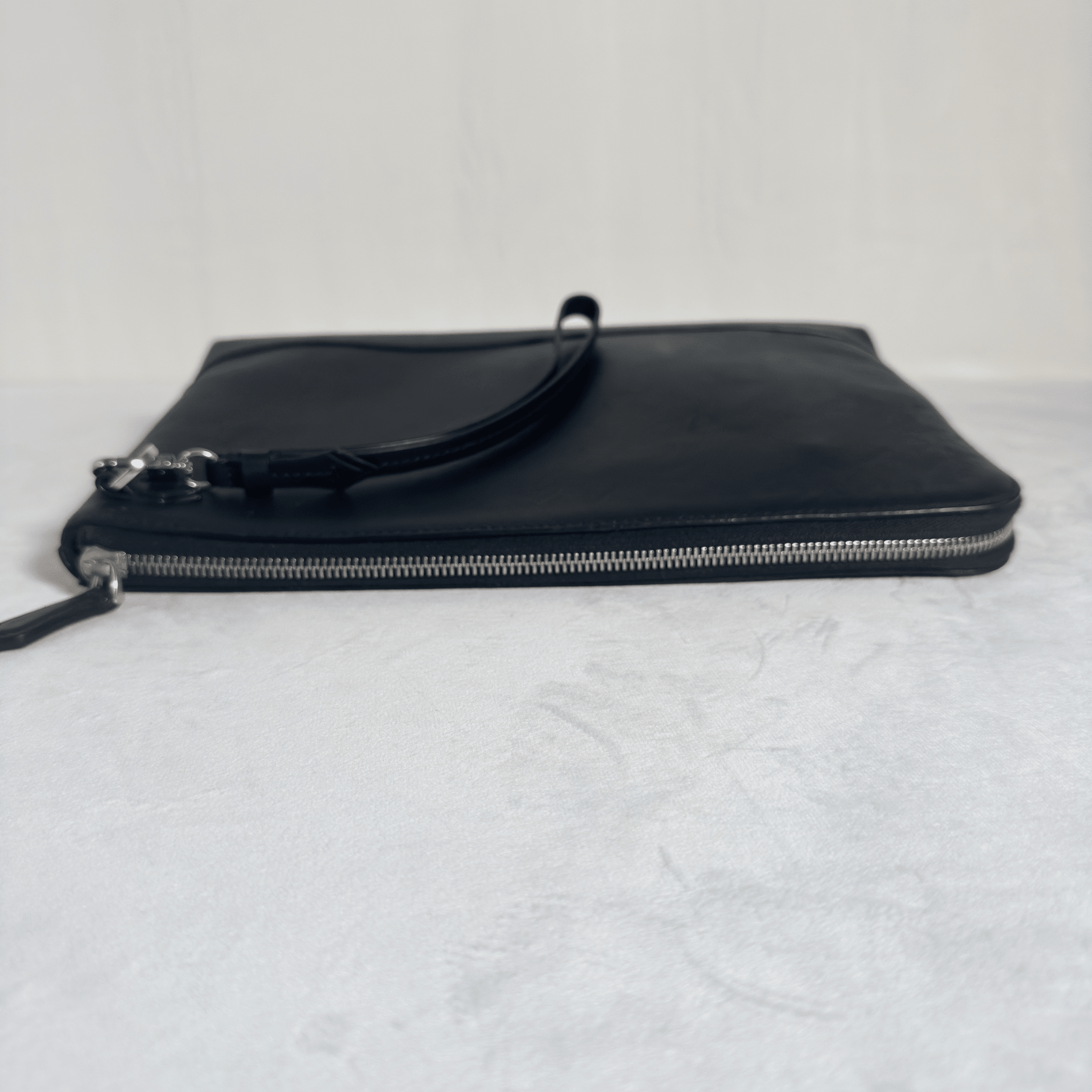 POCHETTE MONTBLANC MEISTERSTUCK SELECTION SOFT - CUIR LISSE NOIR - La Belle Boutique