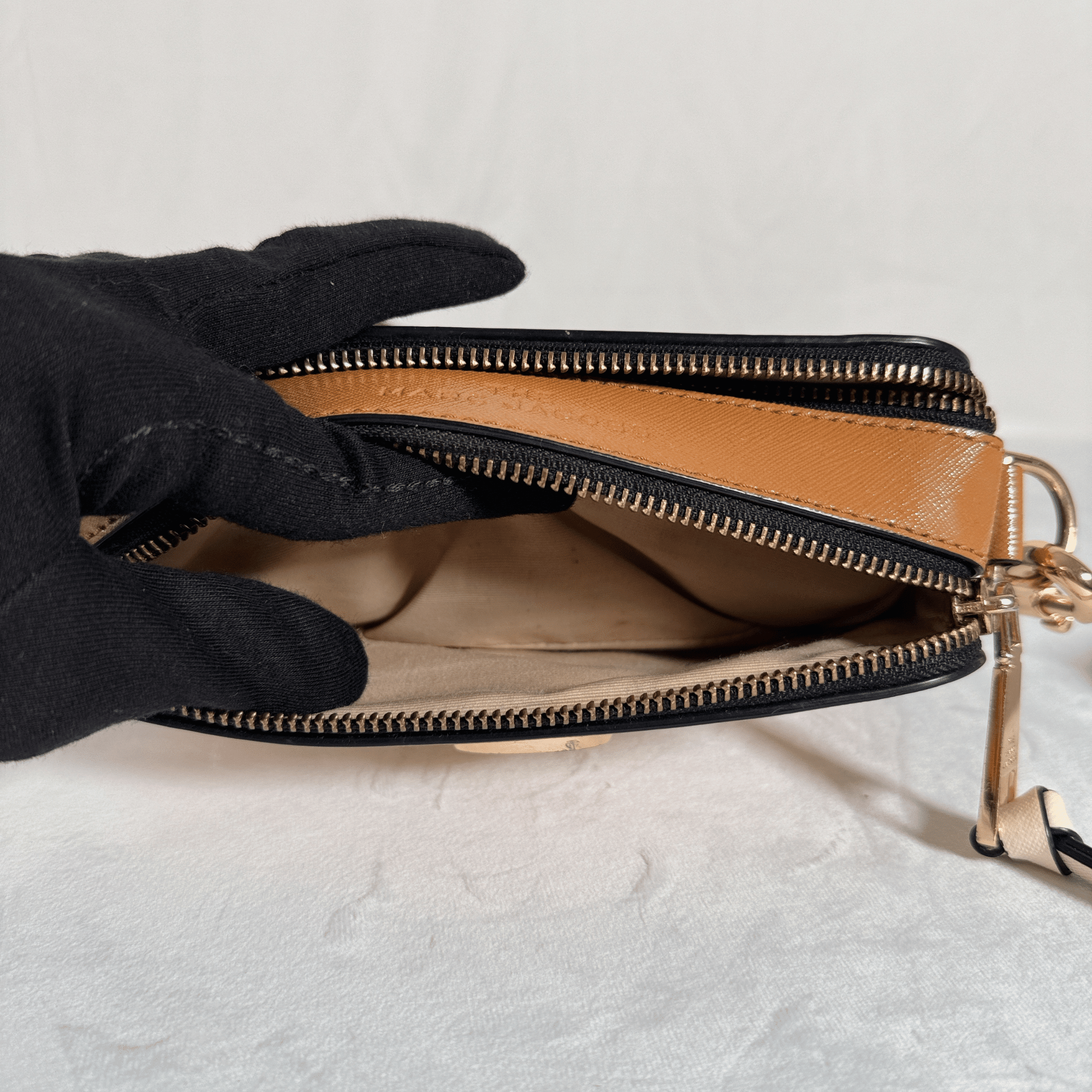 SAC MARC JACOBS THE SNAPSHOT – CUIR SAFFIANO TRICOLORE ROSE POUDRE/ VERT MENTHE / CAMEL - La Belle Boutique