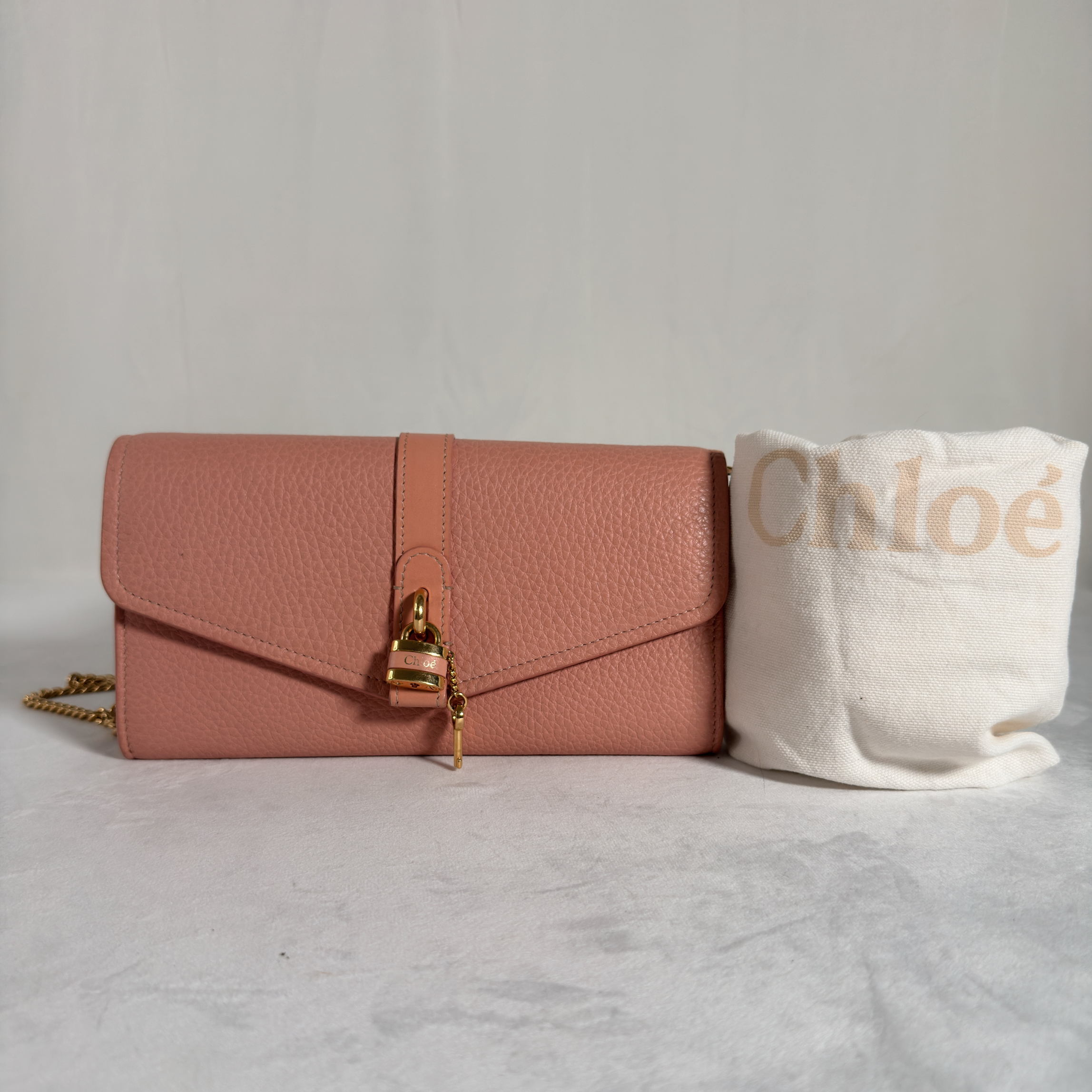 POCHETTE WALLET ON CHAIN CHLOE ABY - CUIR GRAINE VIEUX ROSE