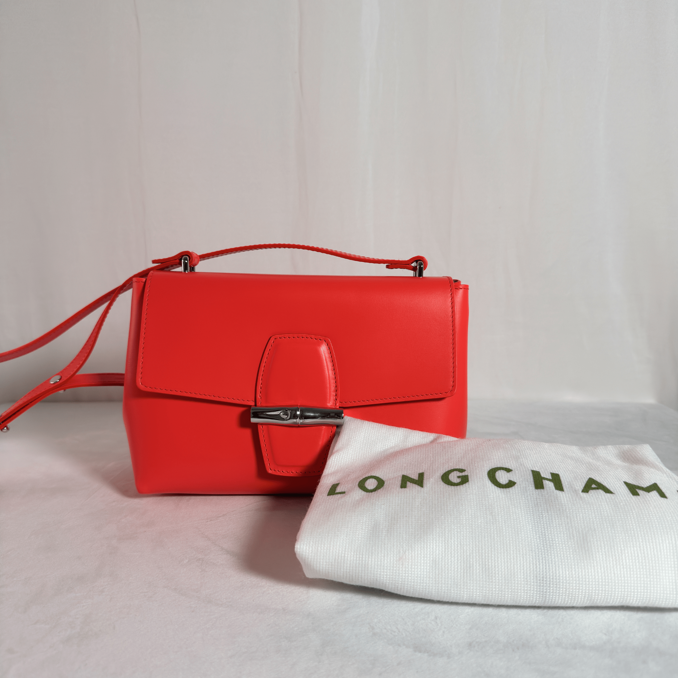 SAC LONGCHAMP LE ROSEAU BOX - CUIR LISSE COQUELICOT - La Belle Boutique