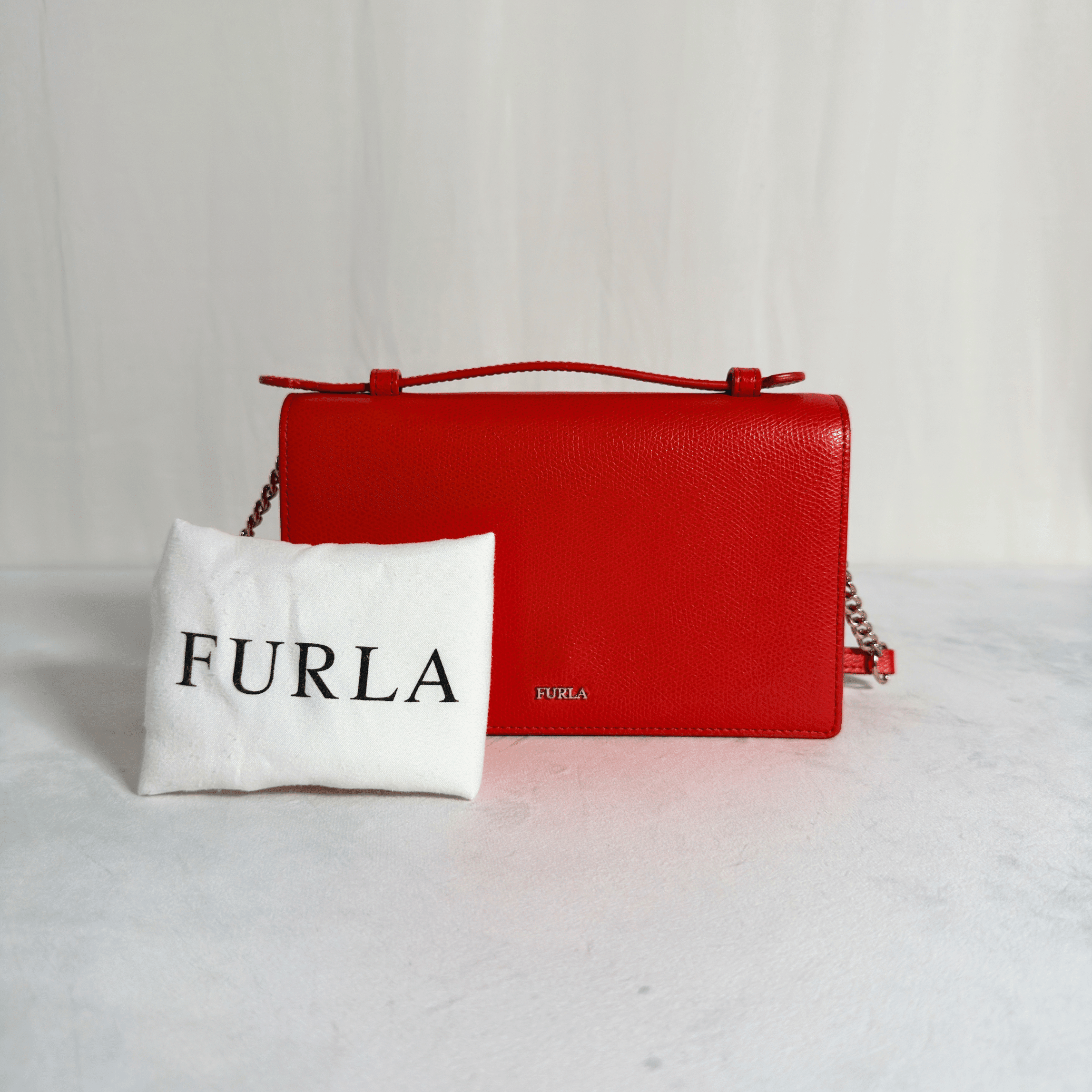 FURLA - MINI BAG - CUIR GRAINE ROUGE - La Belle Boutique