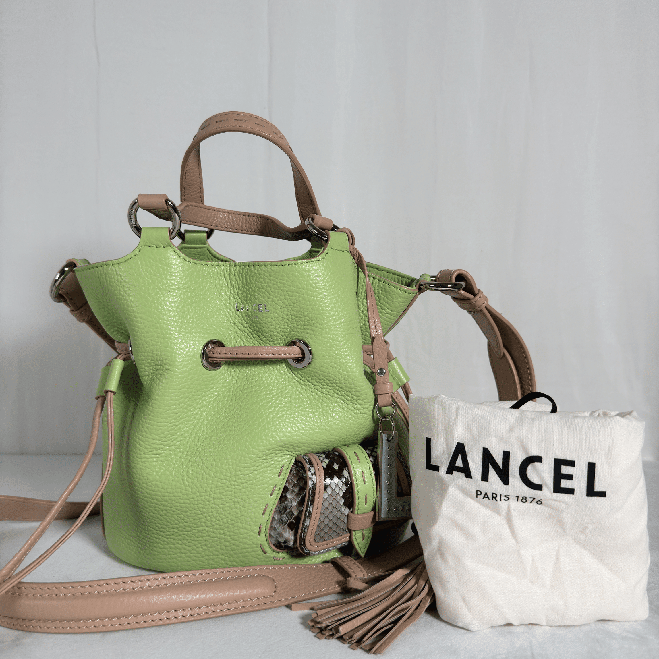 SAC SEAU LANCEL PREMIER FLIRT S - EDITION LIMITEE PYTHON BICOLORE VERT/NUDE - La Belle Boutique