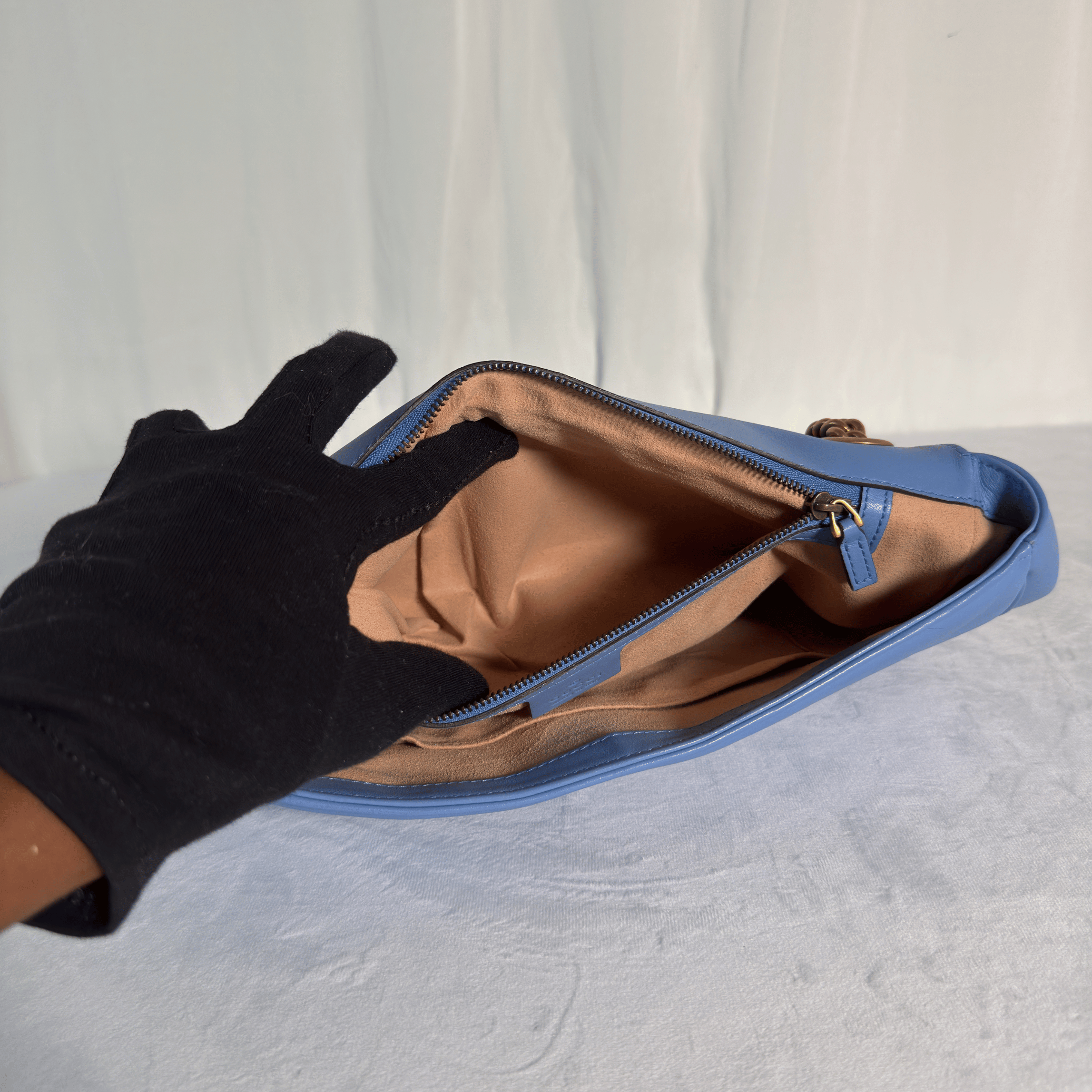 GUCCI - SAC GG MARMONT LARGE - CUIR MATELASSE BLEU PERVENCHE