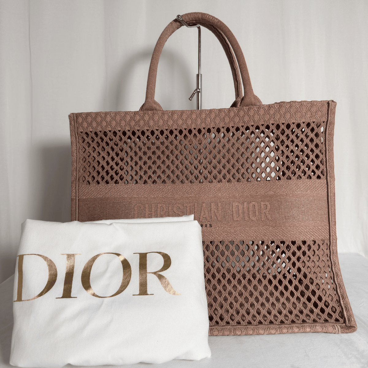DIOR - BOOK TOTE LARGE - BRODERIE RÉSILLE BLUSH