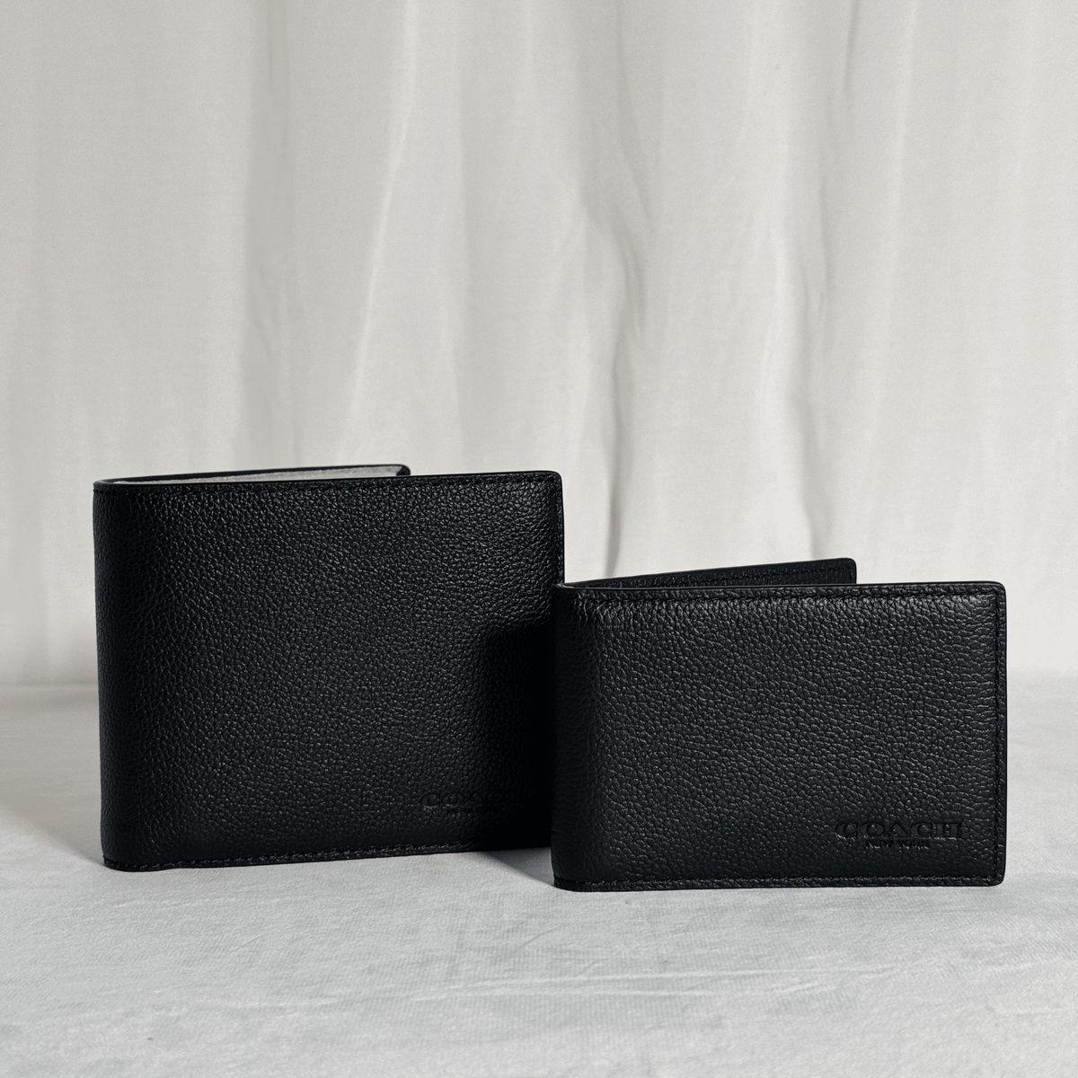 COACH - PORTEFEUILLE 3-IN-1 - CUIR GRAINÉ NOIR - AVEC PORTE-CARTE AMOVIBLE - La Belle Boutique