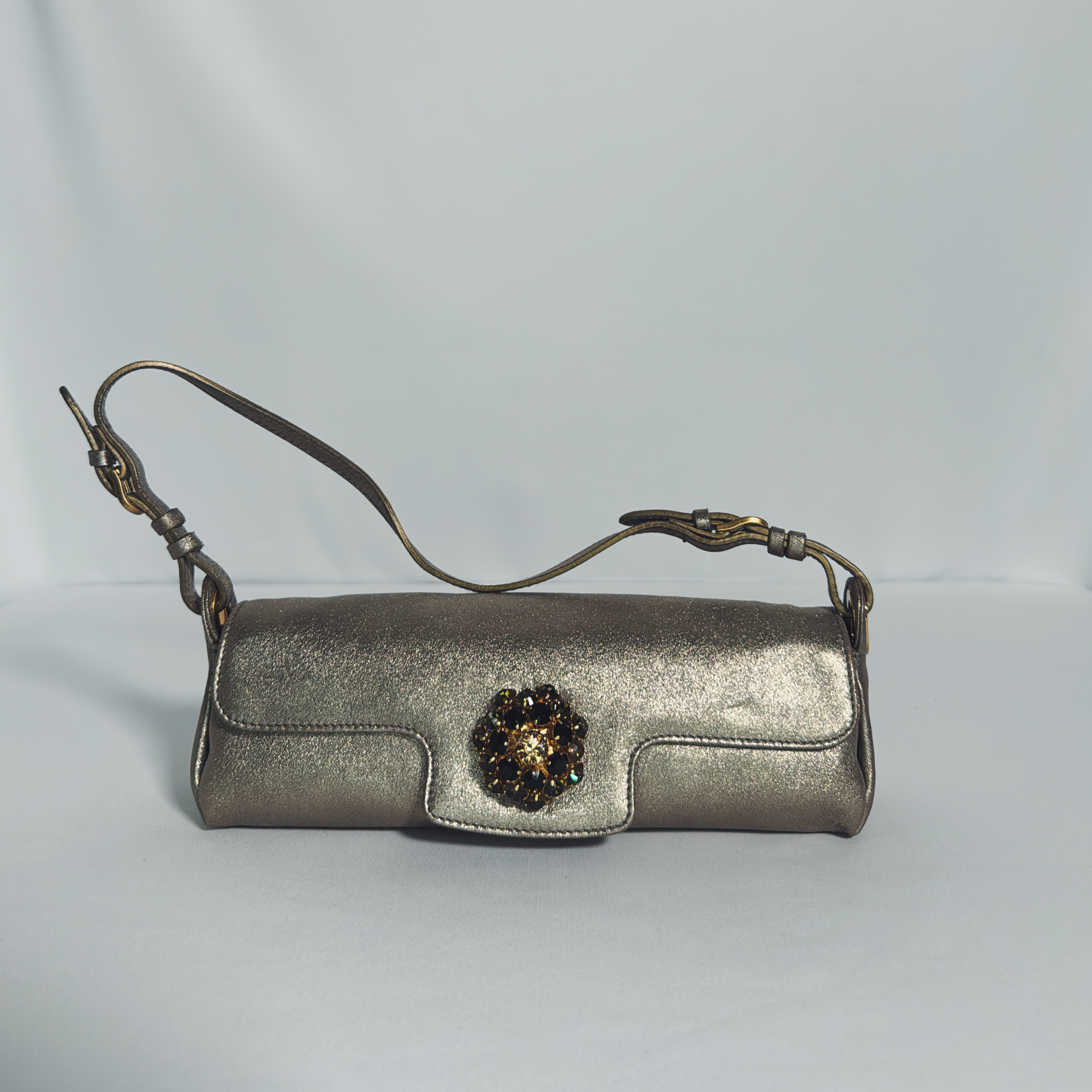 Jimmy Choo Baguette Metallic Vintage – cuir bronze, broche bijoux Swarovski