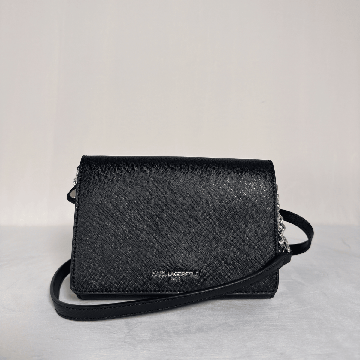 KARL LAGERFELD PARIS - SAC WALLET ON CHAIN - CUIR SAFFIANO NOIR - La Belle Boutique