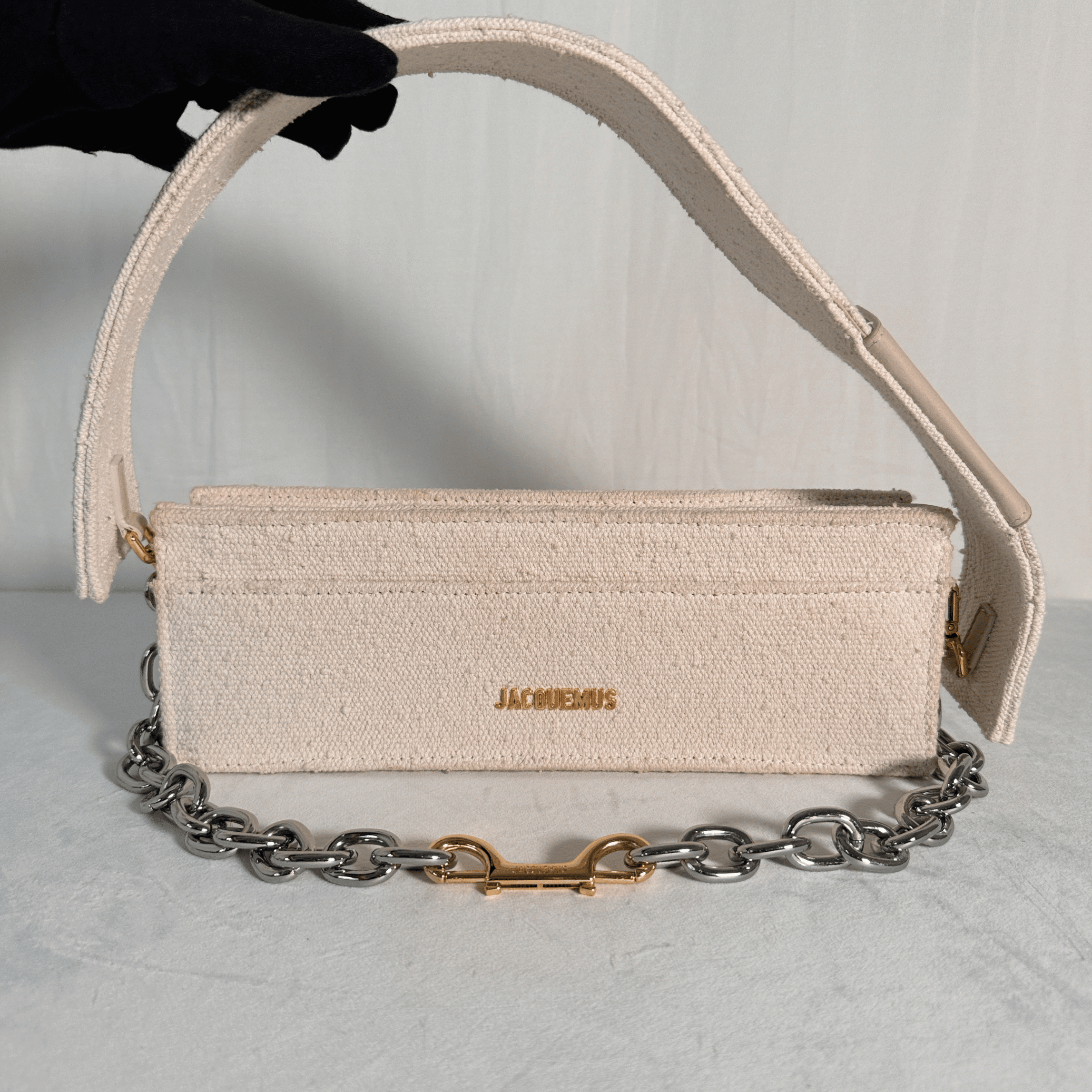 SAC JACQUEMUS LE CIUCIU – TOILE LIN ECRU ET CHAINE BICOLORE - La Belle Boutique