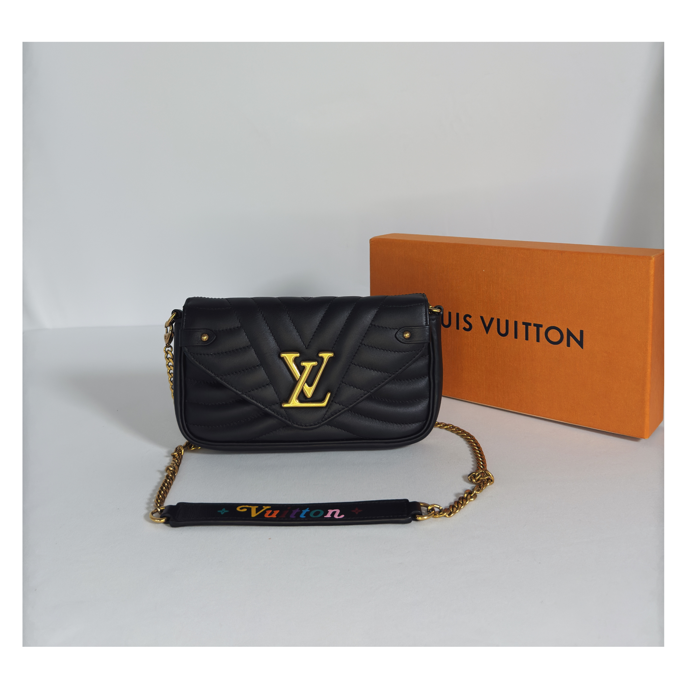 Louis Vuitton New Wave - Wallet on Chain