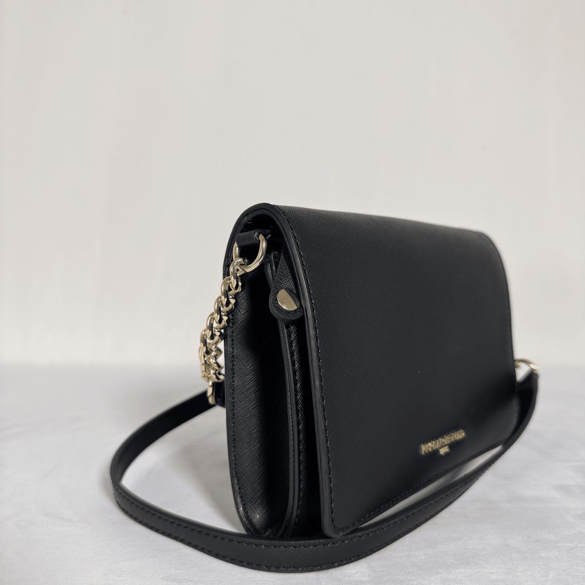 KARL LAGERFELD PARIS - SAC WALLET ON CHAIN - CUIR SAFFIANO NOIR - La Belle Boutique
