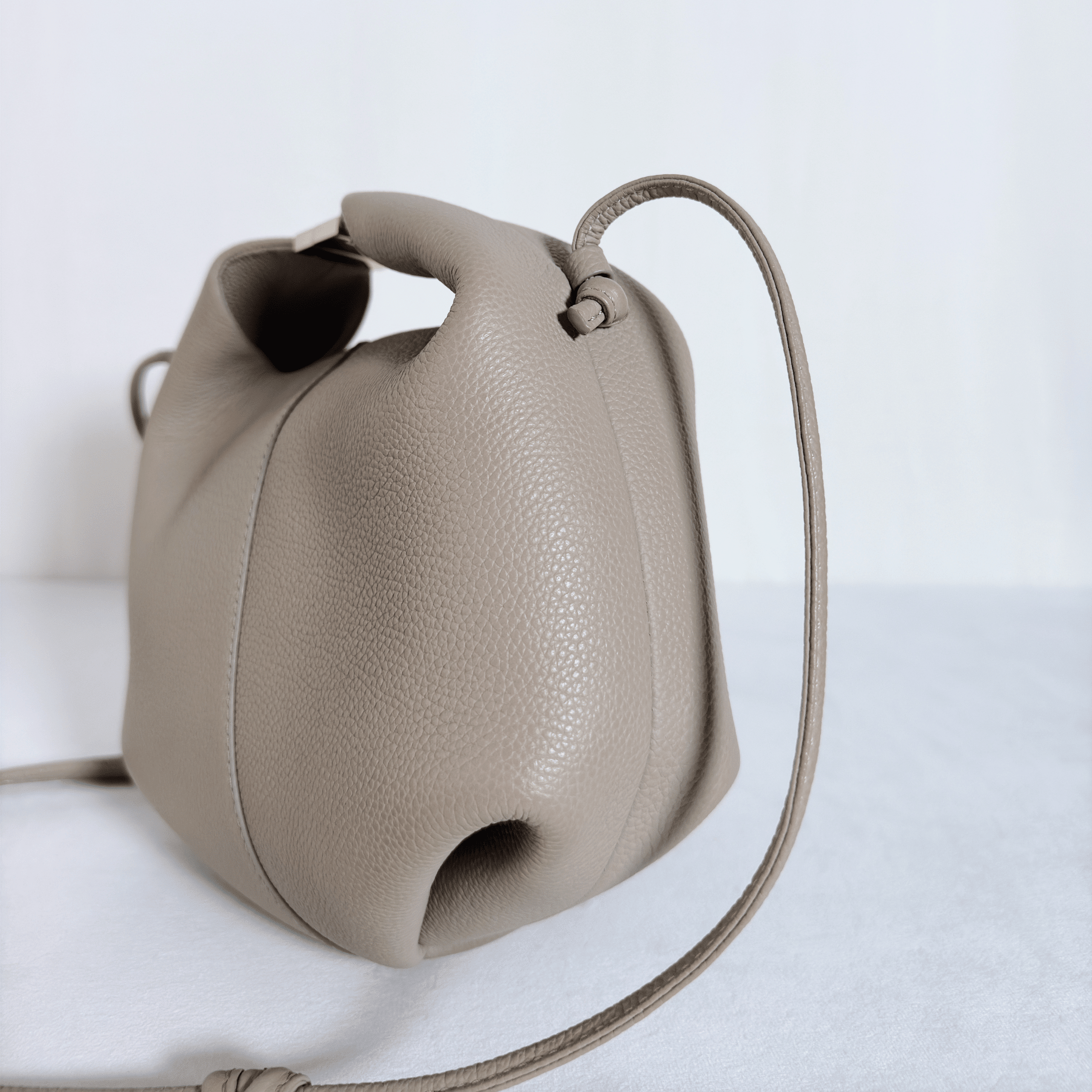 POLENE - BERI - CUIR GRAINE TAUPE - La Belle Boutique
