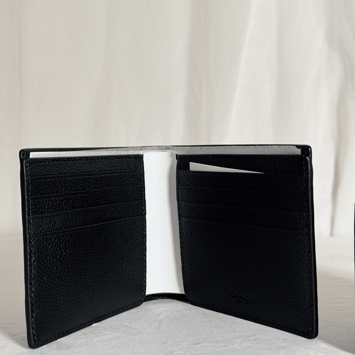 COACH - PORTEFEUILLE 3-IN-1 - CUIR GRAINÉ NOIR - AVEC PORTE-CARTE AMOVIBLE - La Belle Boutique