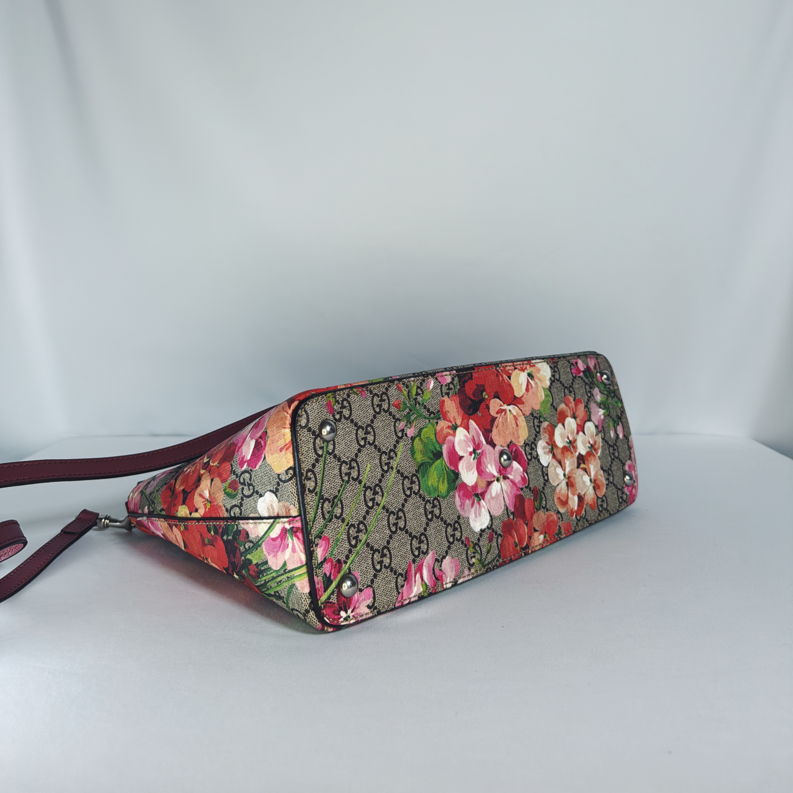 Gucci Blooms GG Canvas Tote Medium