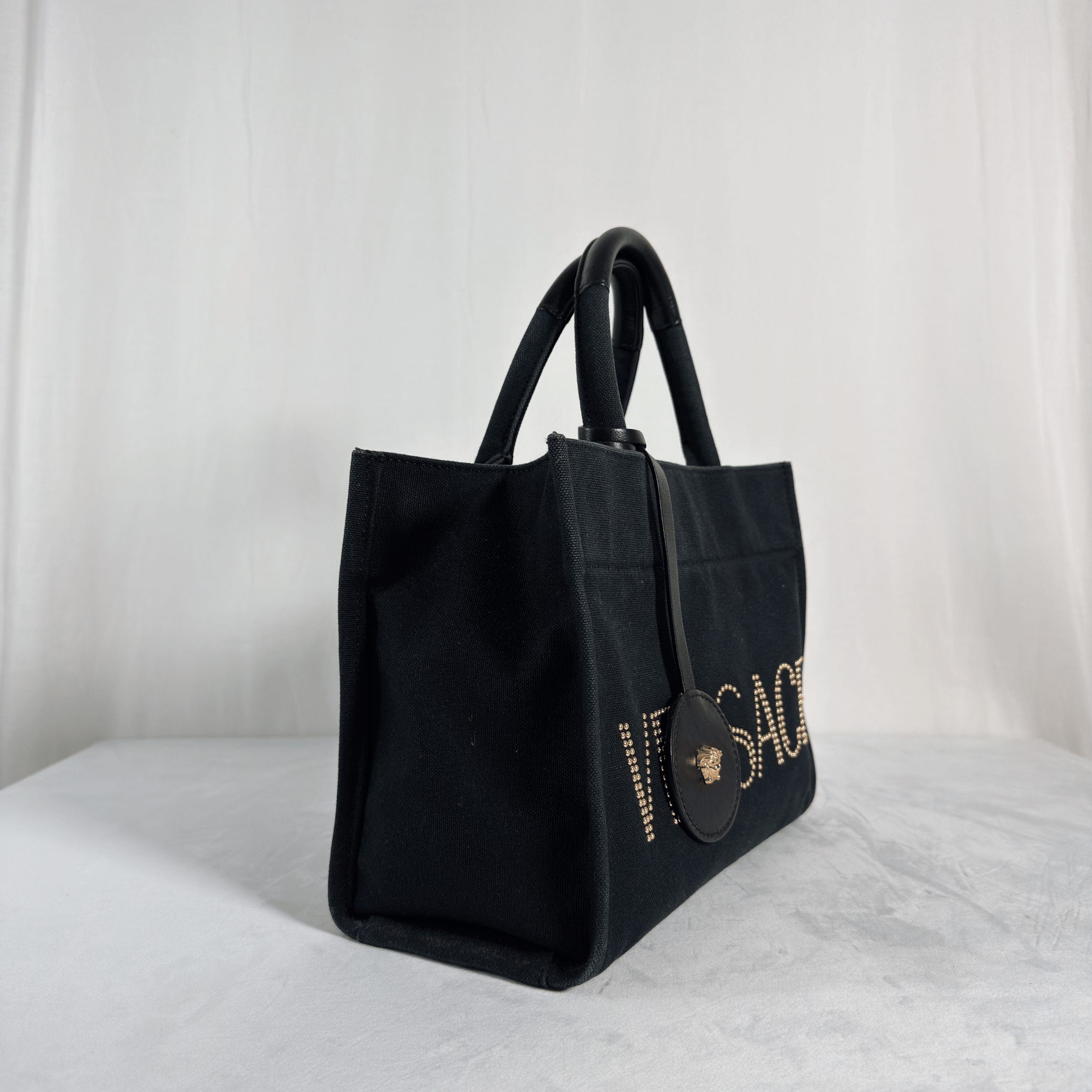 VERSACE - LA MEDUSA LARGE CANVAS TOTE - NOIR ET OR