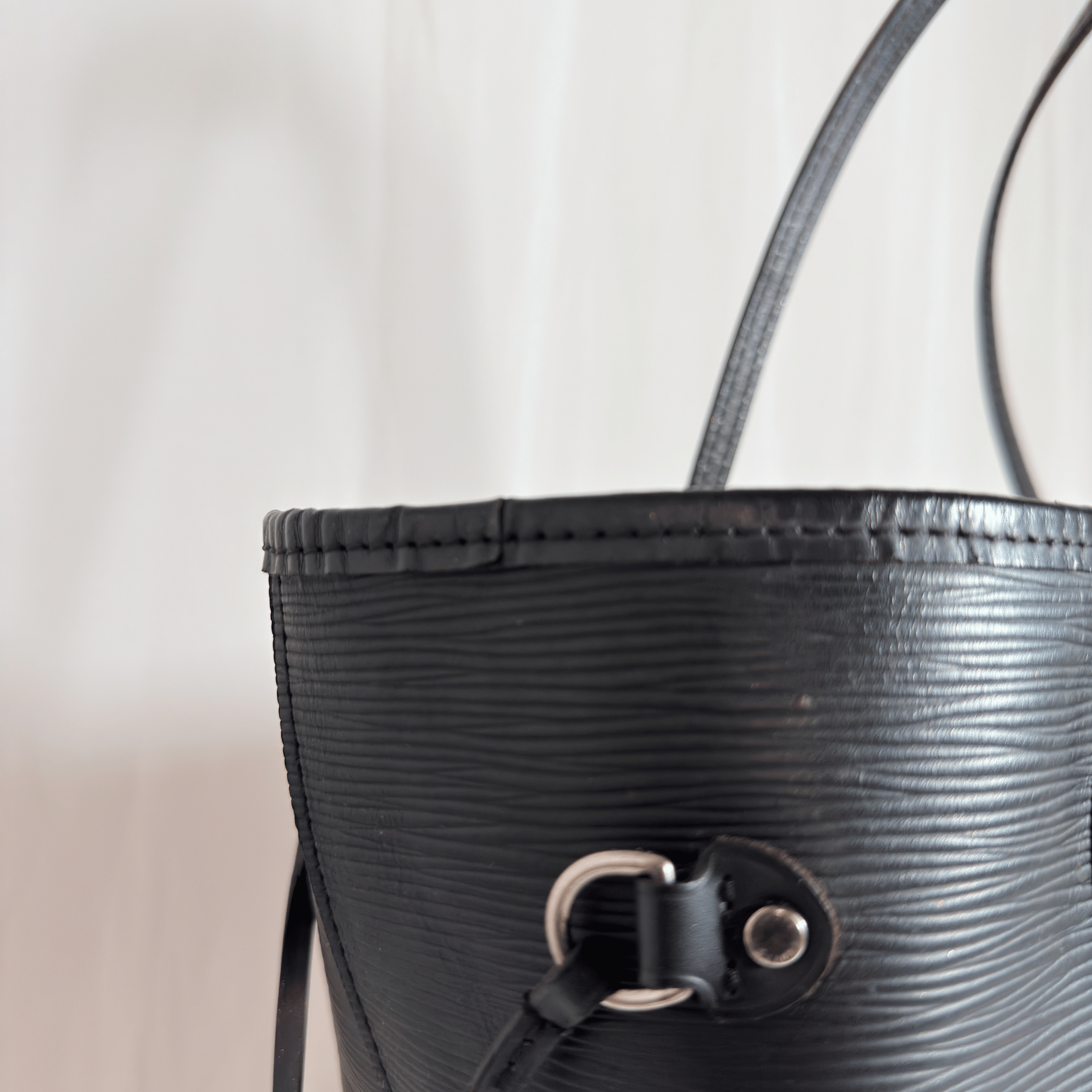 LOUIS VUITTON - NEVERFULL MM - CUIR EPI NOIR