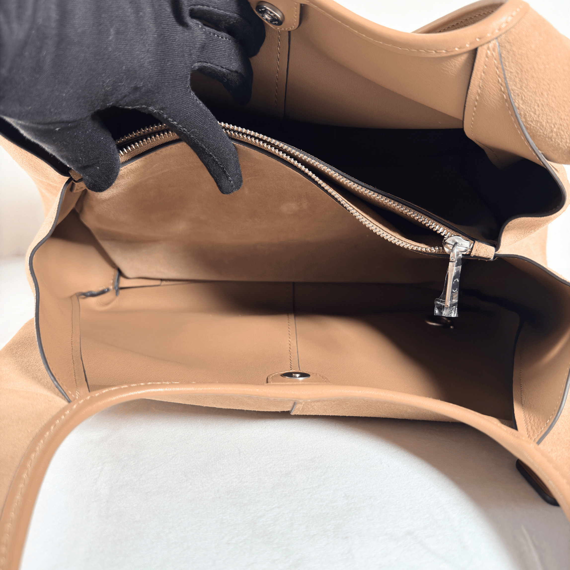 SAC EPAULE COACH LANA - DAIM SABLE - La Belle Boutique