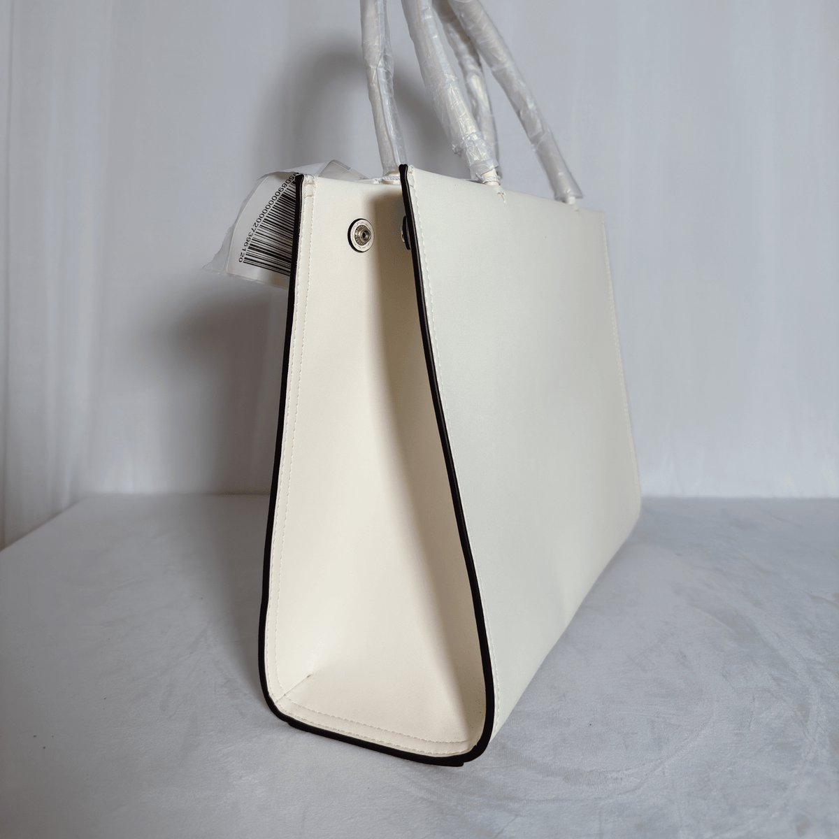 TORY BURCH - SAC TOTE ELLA BIO - CUIR VEGAN IVOIRE / LOGO ROND RELIEF - La Belle Boutique