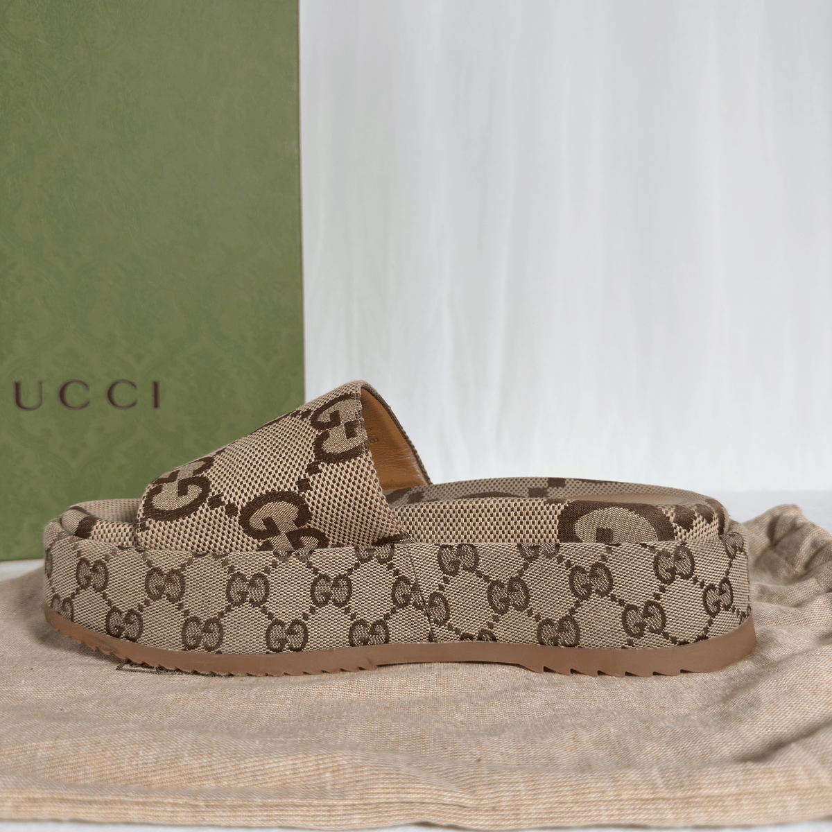 SANDALES À PLATEFORME GUCCI JUMBO GG - TOILE BEIGE/MARRON - TAILLE 39,5