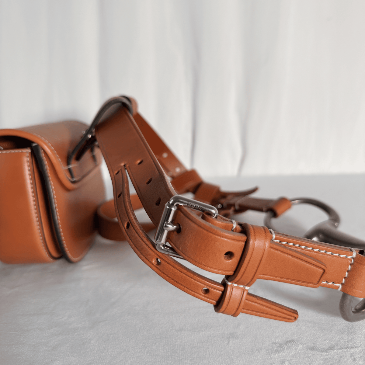 GUCCI - SAC CEINTURE BAMBOO 1947 - CUIR LISSE COGNAC - QUINCAILLERIE GUN-METAL - La Belle Boutique
