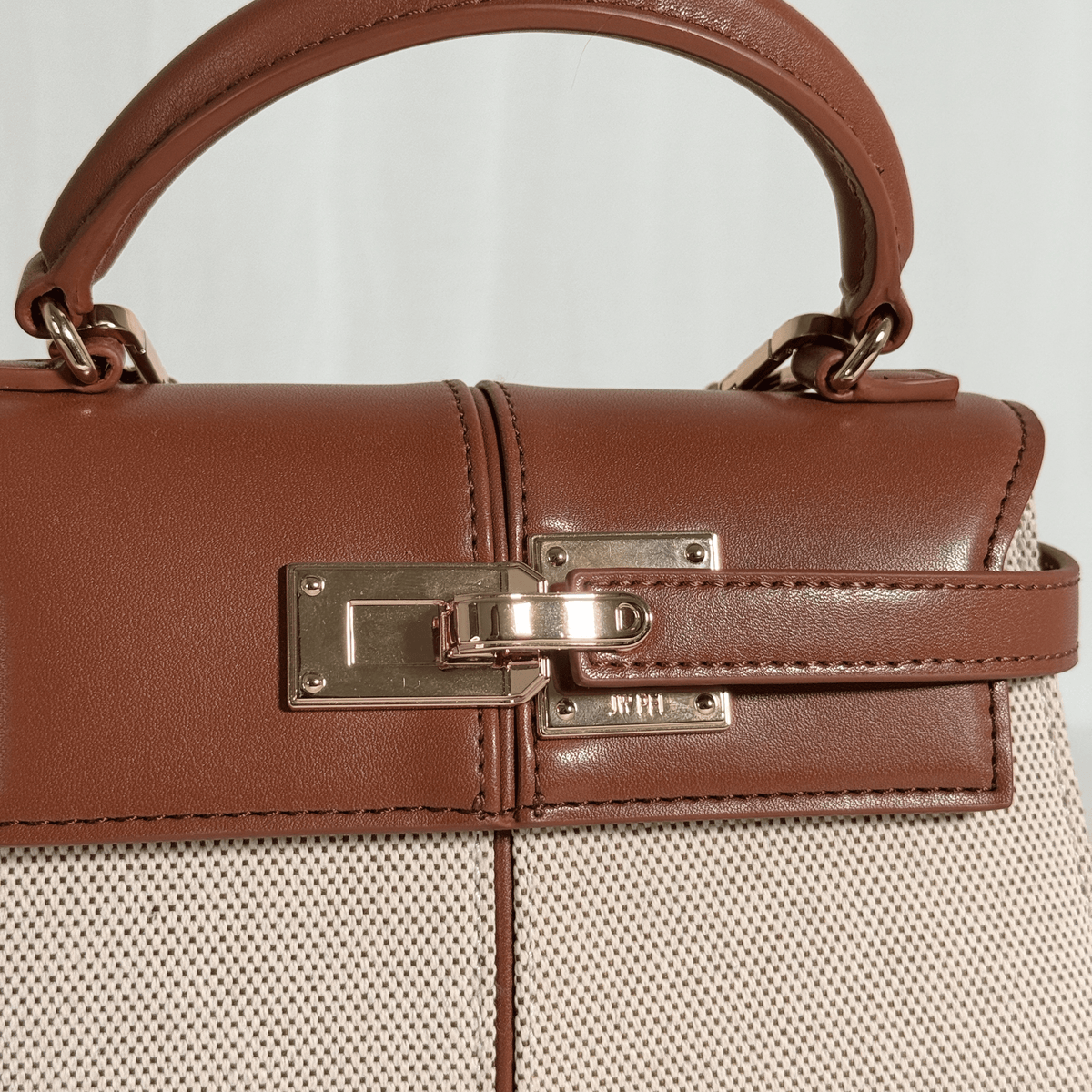 JW PEI - ELIS MINI - TOILE CANVAS ET CUIR VEGAN COGNAC
