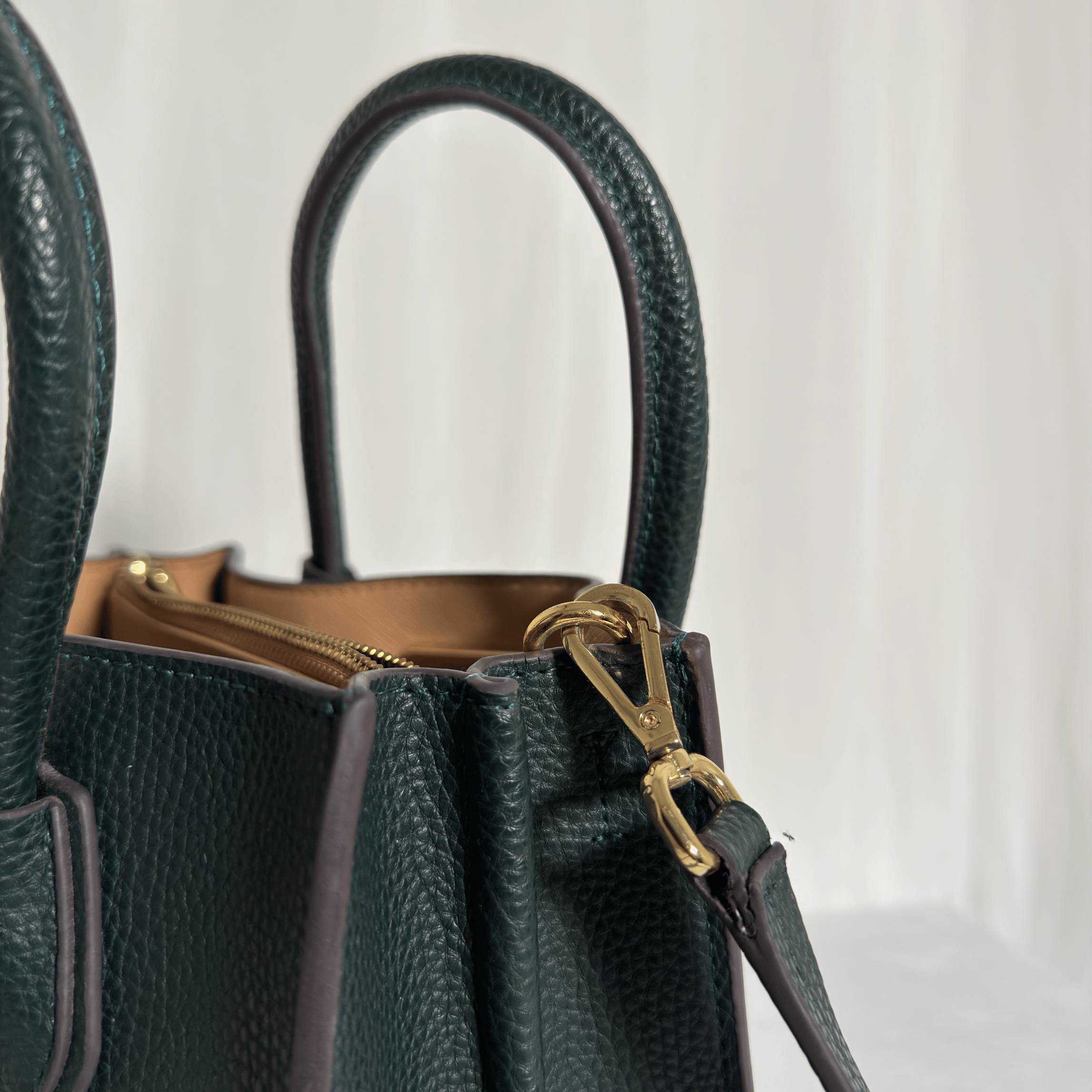 MICHAEL KORS -SAC MERCER - CUIR GRAINÉ VERT SAPIN