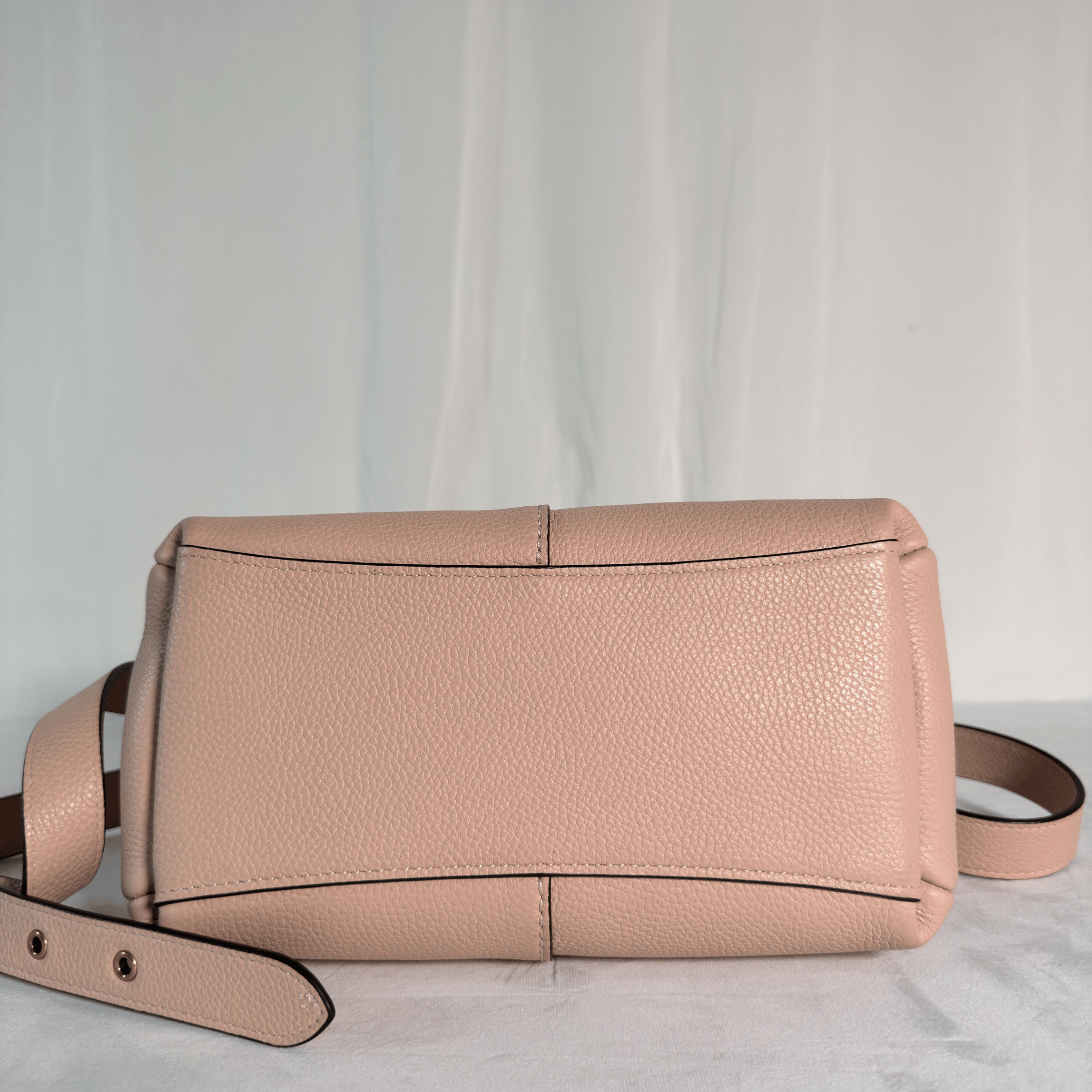 COACH - SAC LANA 19 - CUIR GRAINE ROSE POUDRE