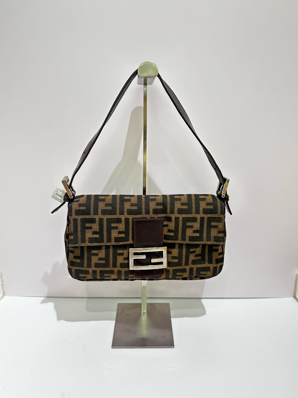FENDI BAGUETTE ZUCCA - TOILE MARRON/BEIGE