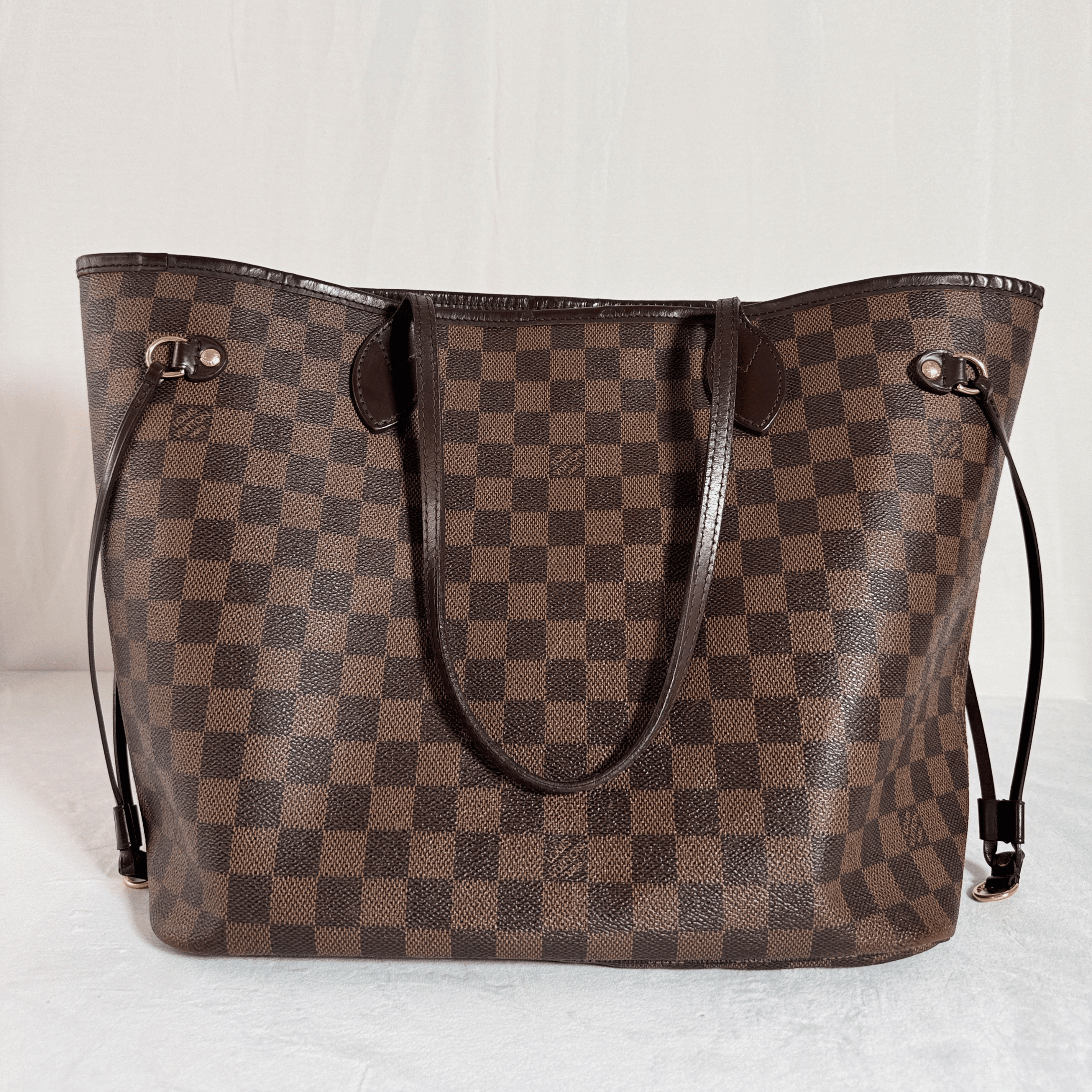 SAC LOUIS VUITTON NEVERFULL MM - TOILE DAMIER EBENE - La Belle Boutique