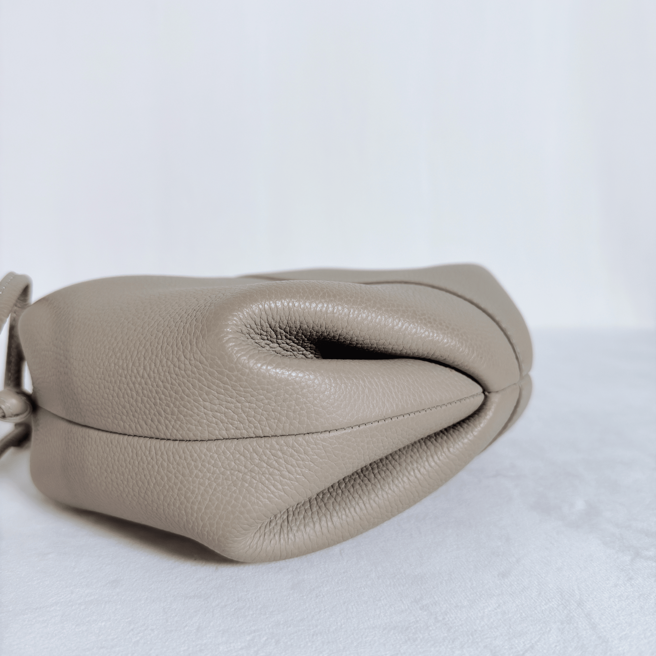 POLENE - BERI - CUIR GRAINE TAUPE - La Belle Boutique