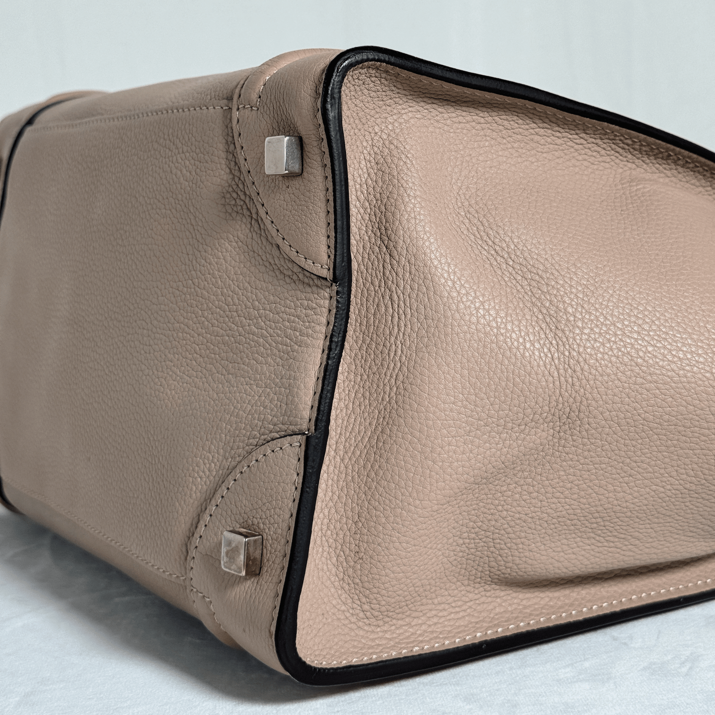 SAC A MAIN CELINE LUGGAGE MINI - CUIR GRAINE TAUPE - La Belle Boutique