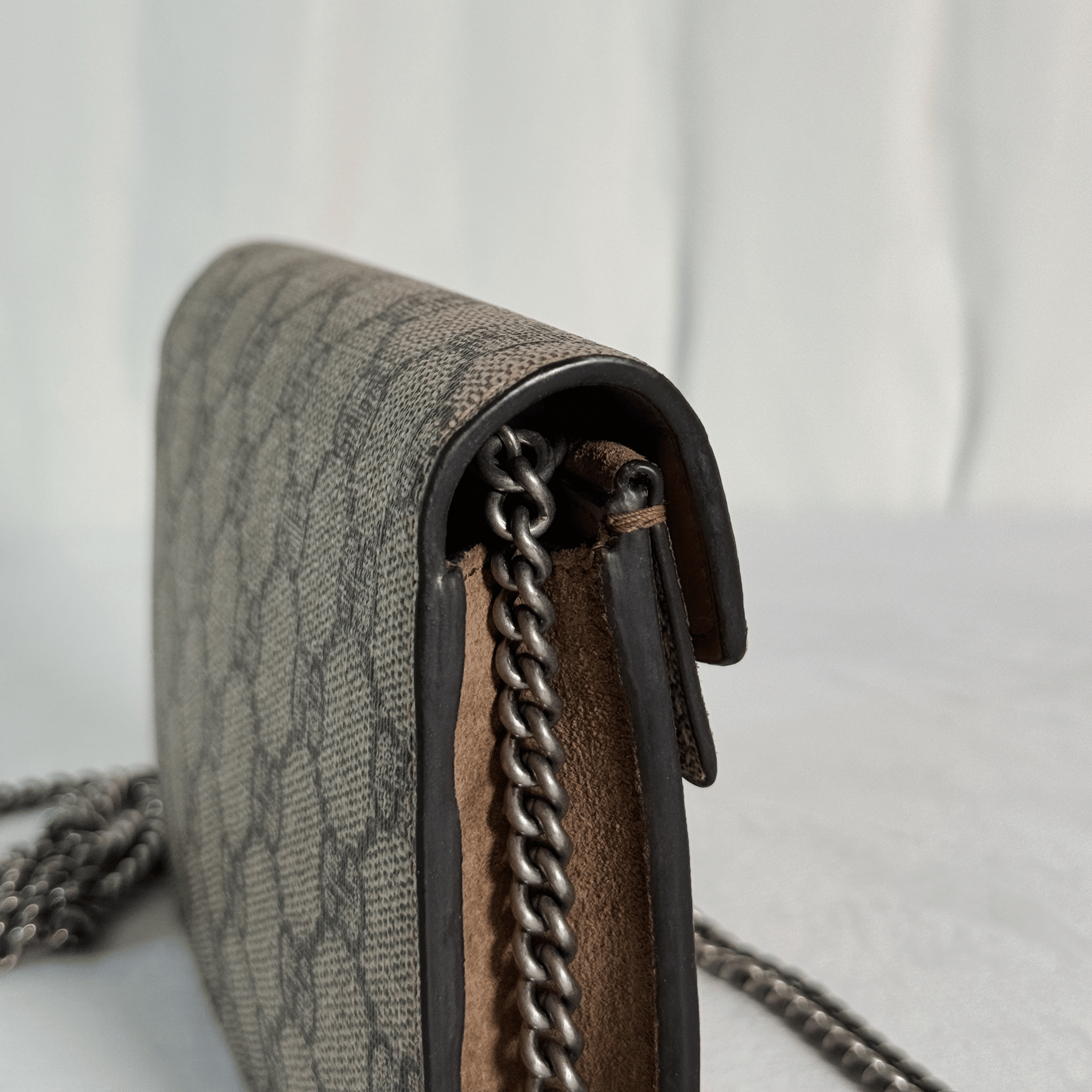 GUCCI - SAC DIONYSUS SUPER MINI - TOILE GG SUPREME / DAIM - BEIGE EBENE