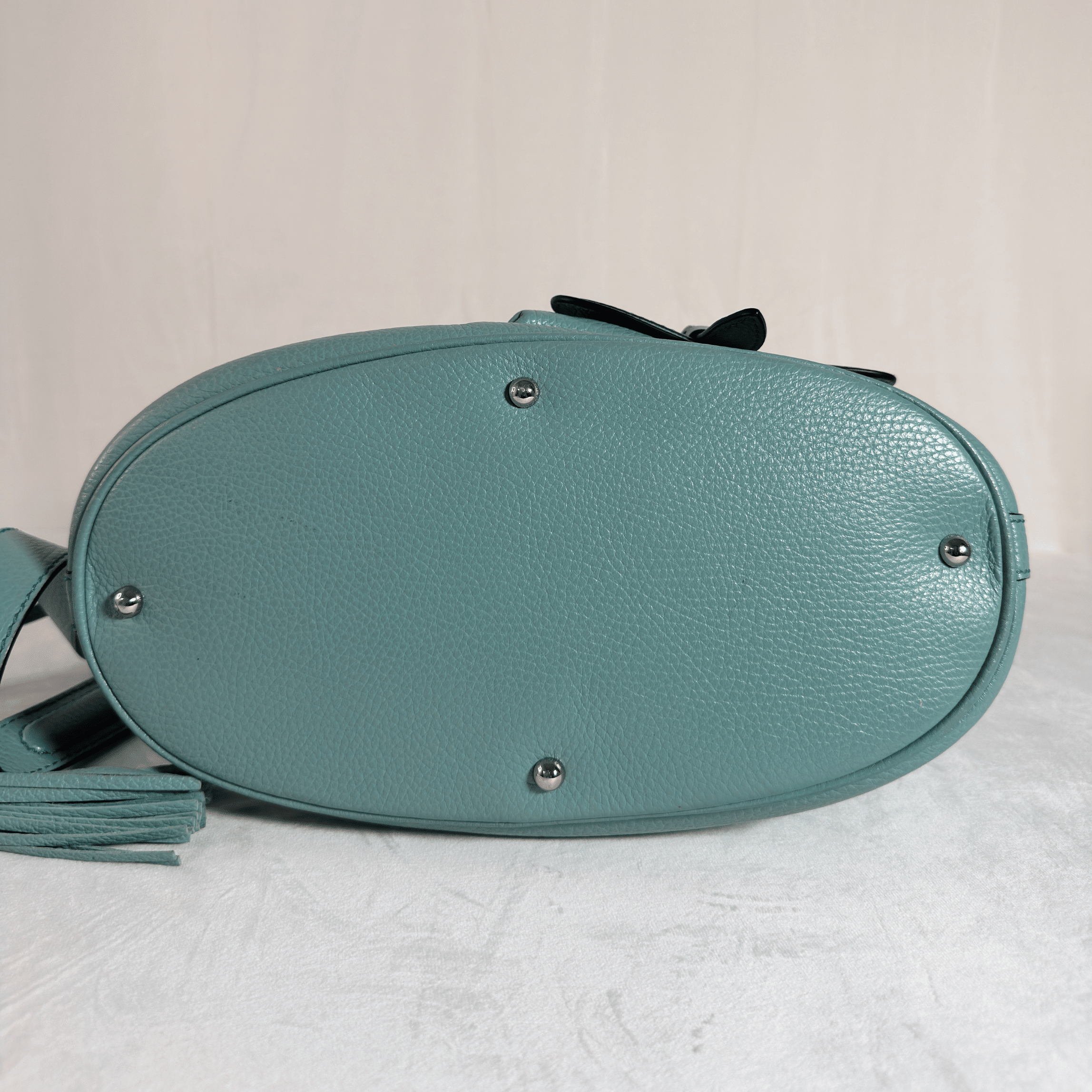 SAC LANCEL PREMIER FLIRT - SAC SEAU TAILLE M - CUIR GRAINE BLEU TURQUOISE - La Belle Boutique