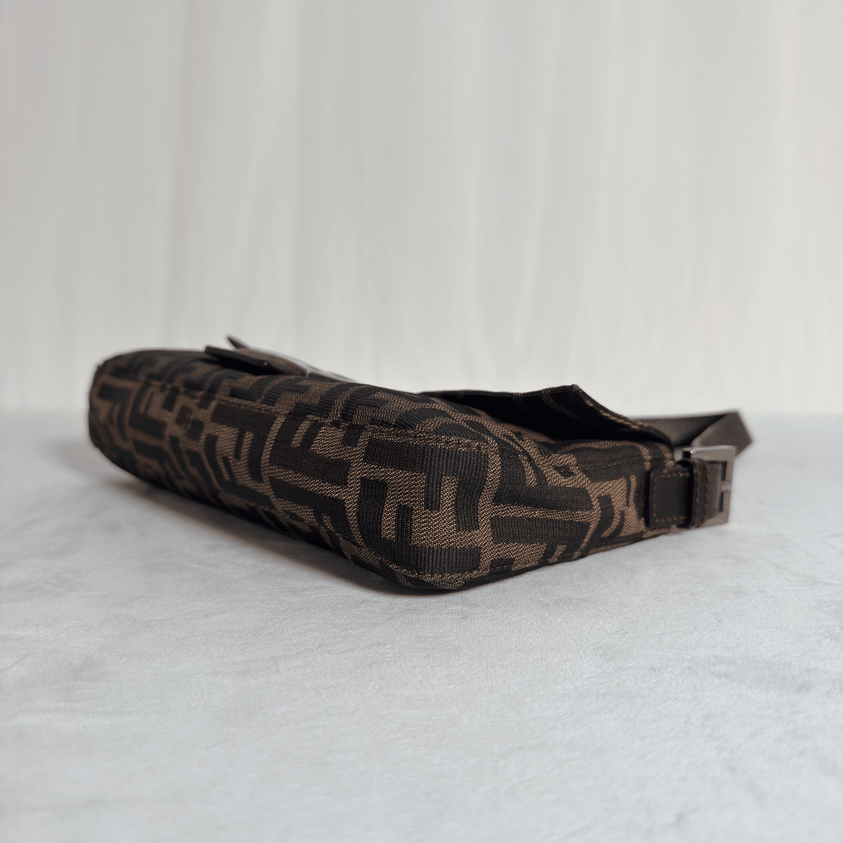 FENDI BAGUETTE - TOILE ZUCCA VINTAGE - La Belle Boutique