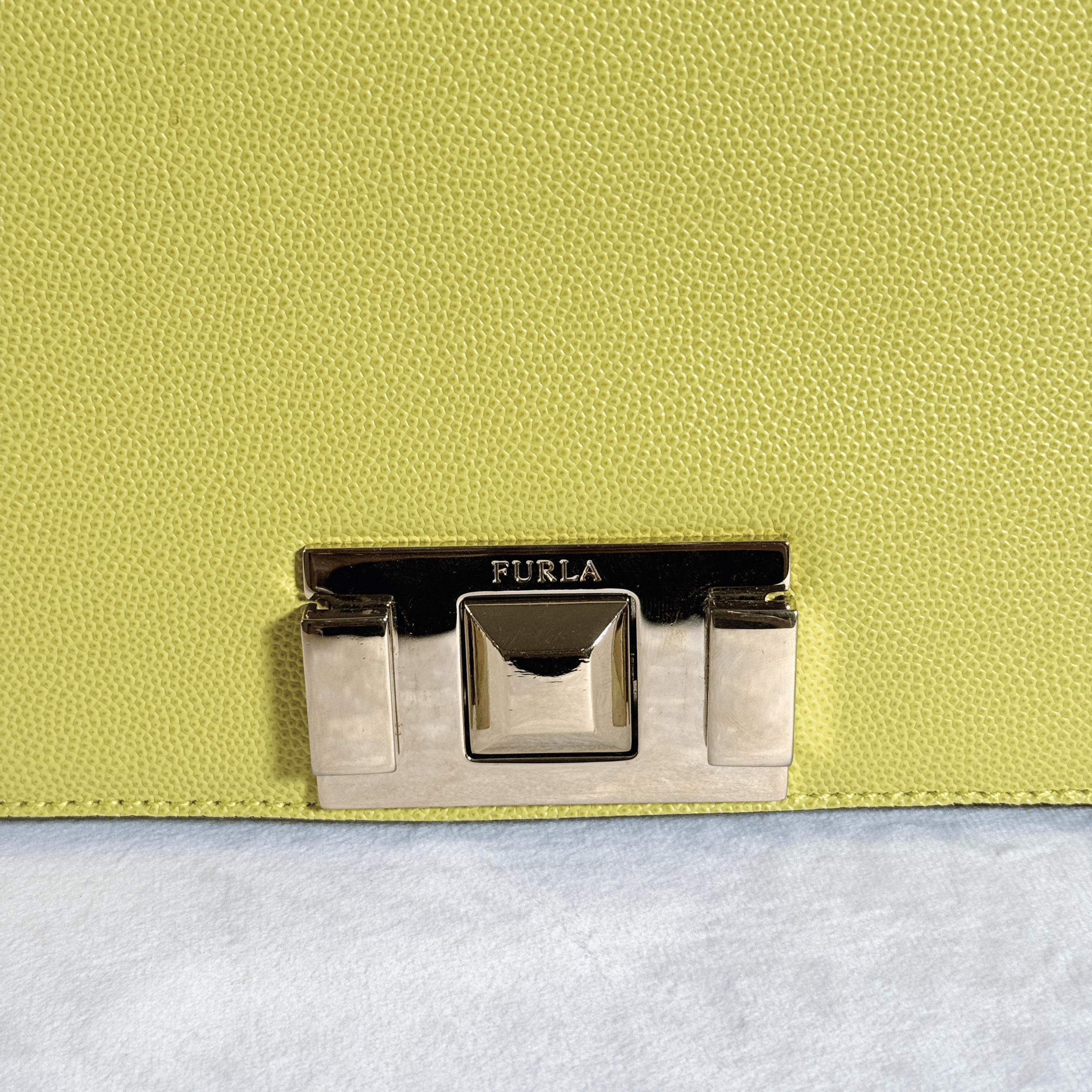 SAC BANDOULIERE FURLA MIMI CROSSBODY S - CUIR GRAINE LIME