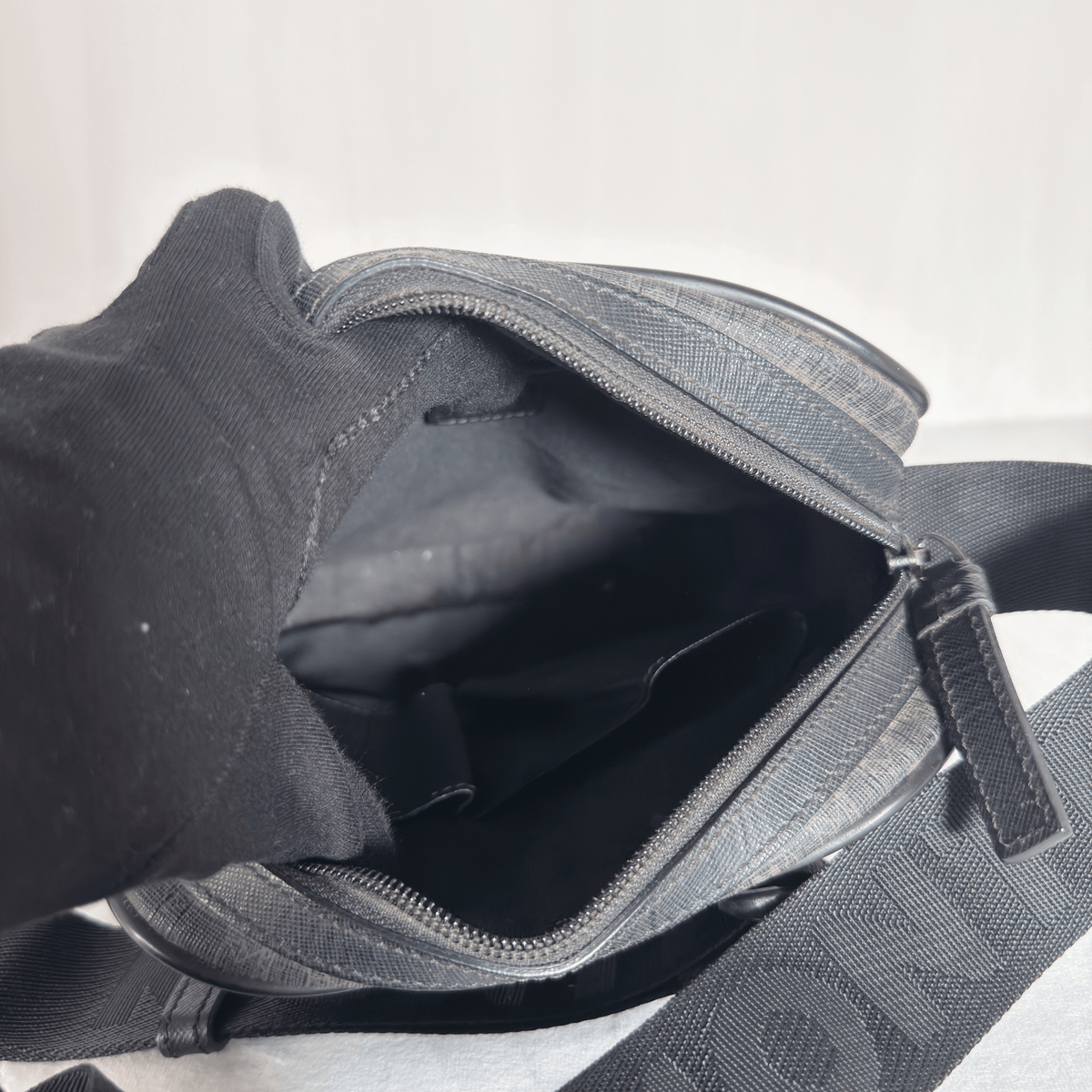 MONTBLANC - M_GRAM 4810 MESSENGER - TOILE MONOGRAMME NOIRE