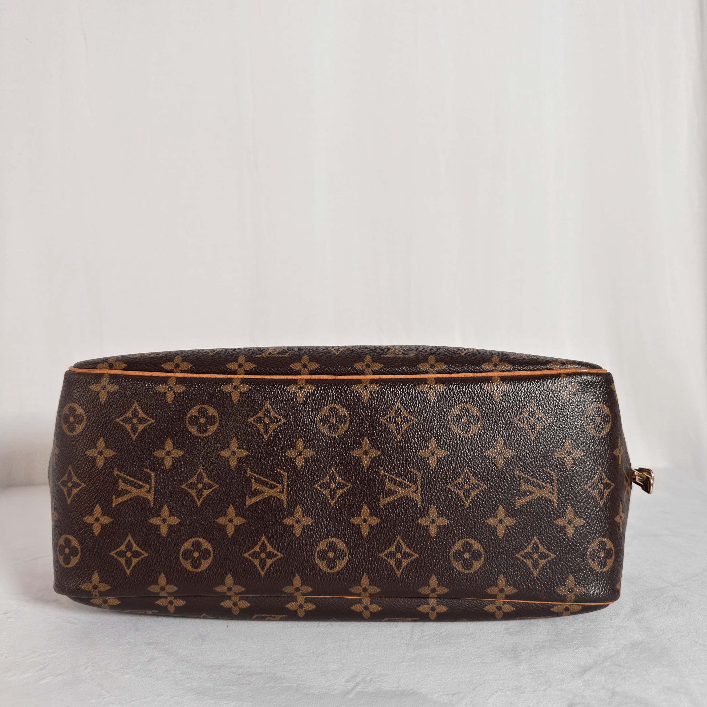 LOUIS VUITTON - DEAUVILLE - MONOGRAM - La Belle Boutique