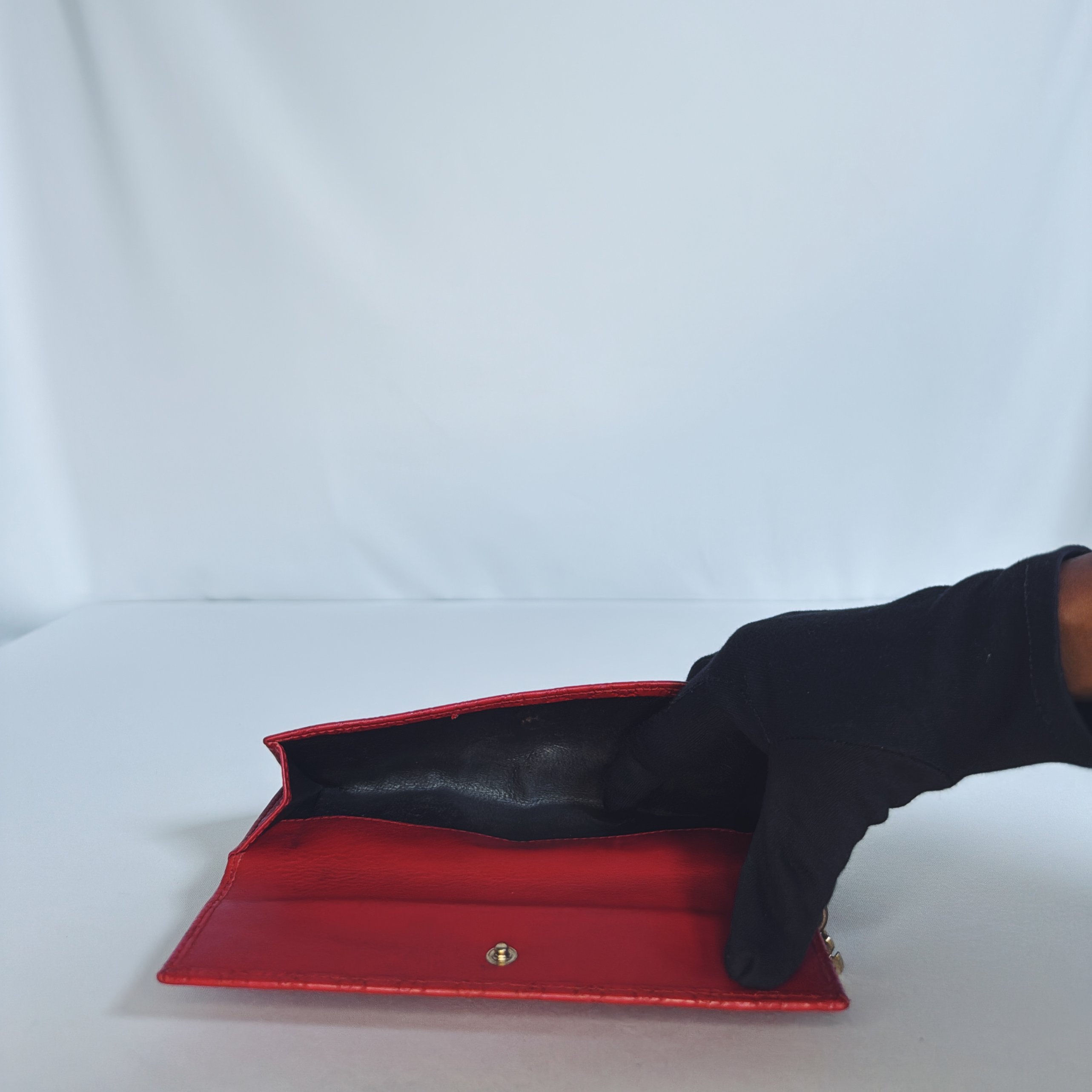 Pochette/ Portefeuille Gucci Guccissima rouge