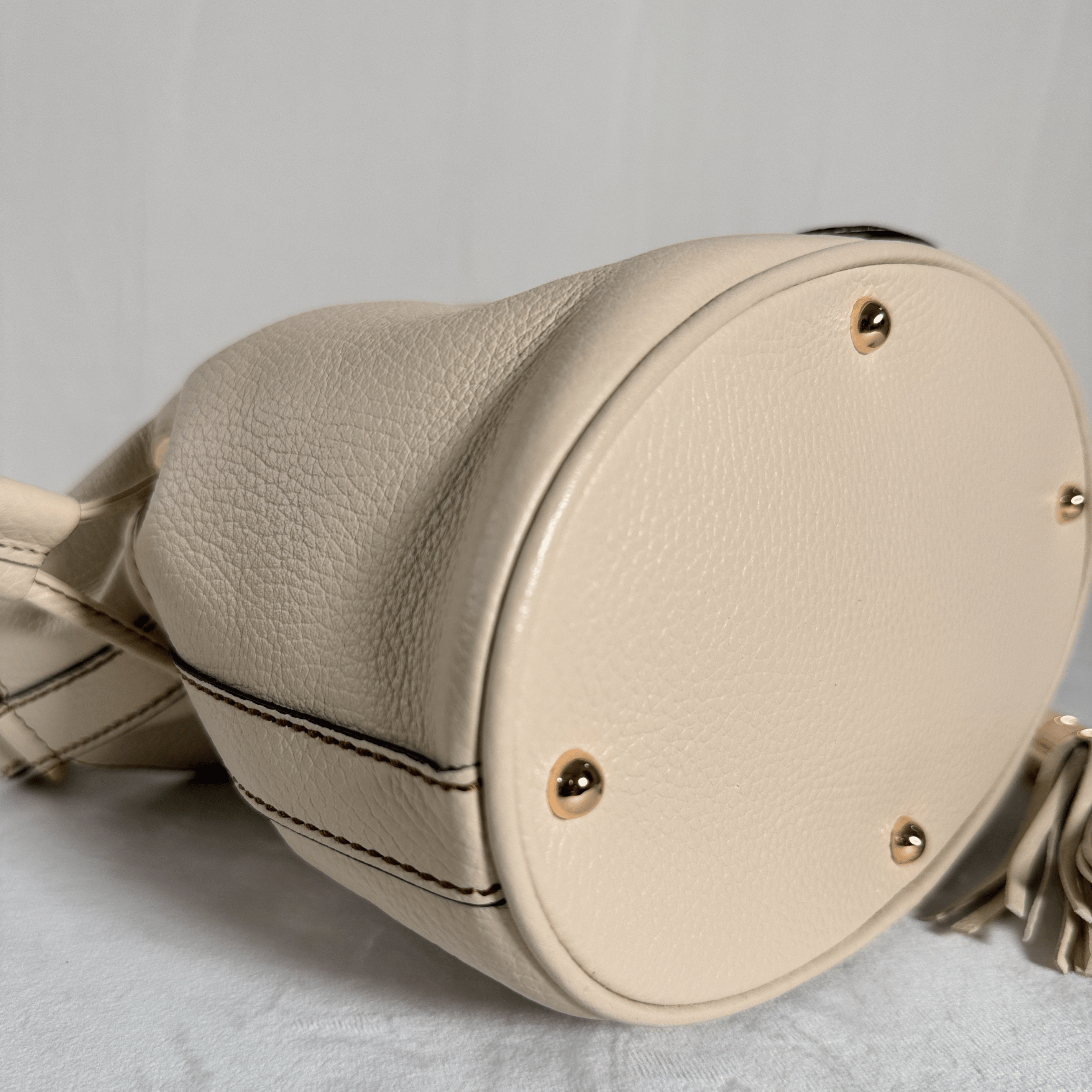 SAC SEAU LANCEL PREMIER FLIRT – TAILLE S – CUIR GRAINE CREME/ ECRU