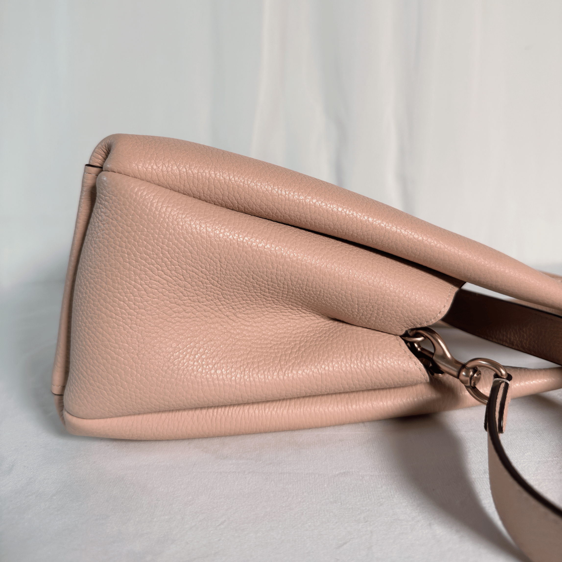 COACH - SAC LANA 19 - CUIR GRAINE ROSE POUDRE
