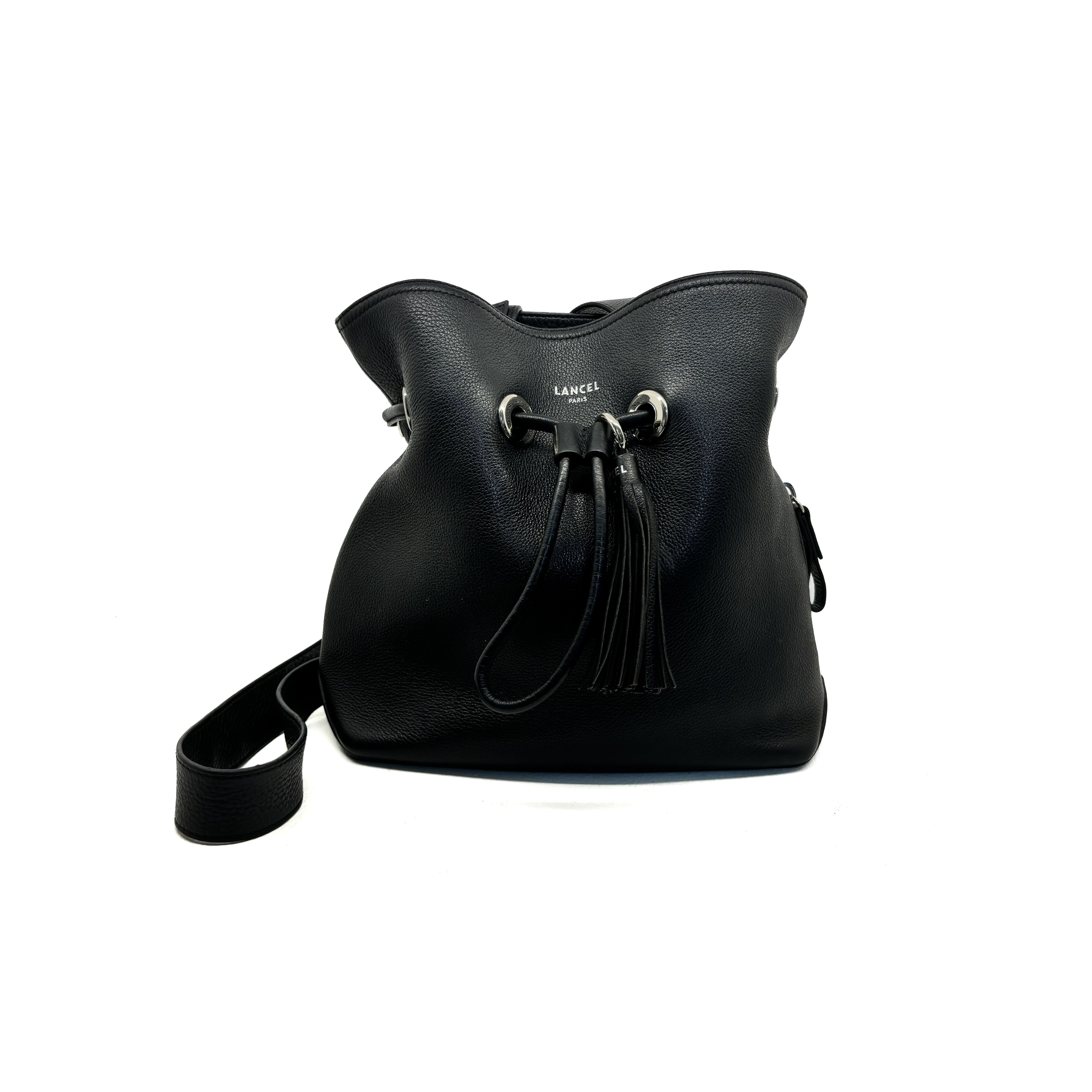 Sac bandoulière Sacha Lancel en cuir noir