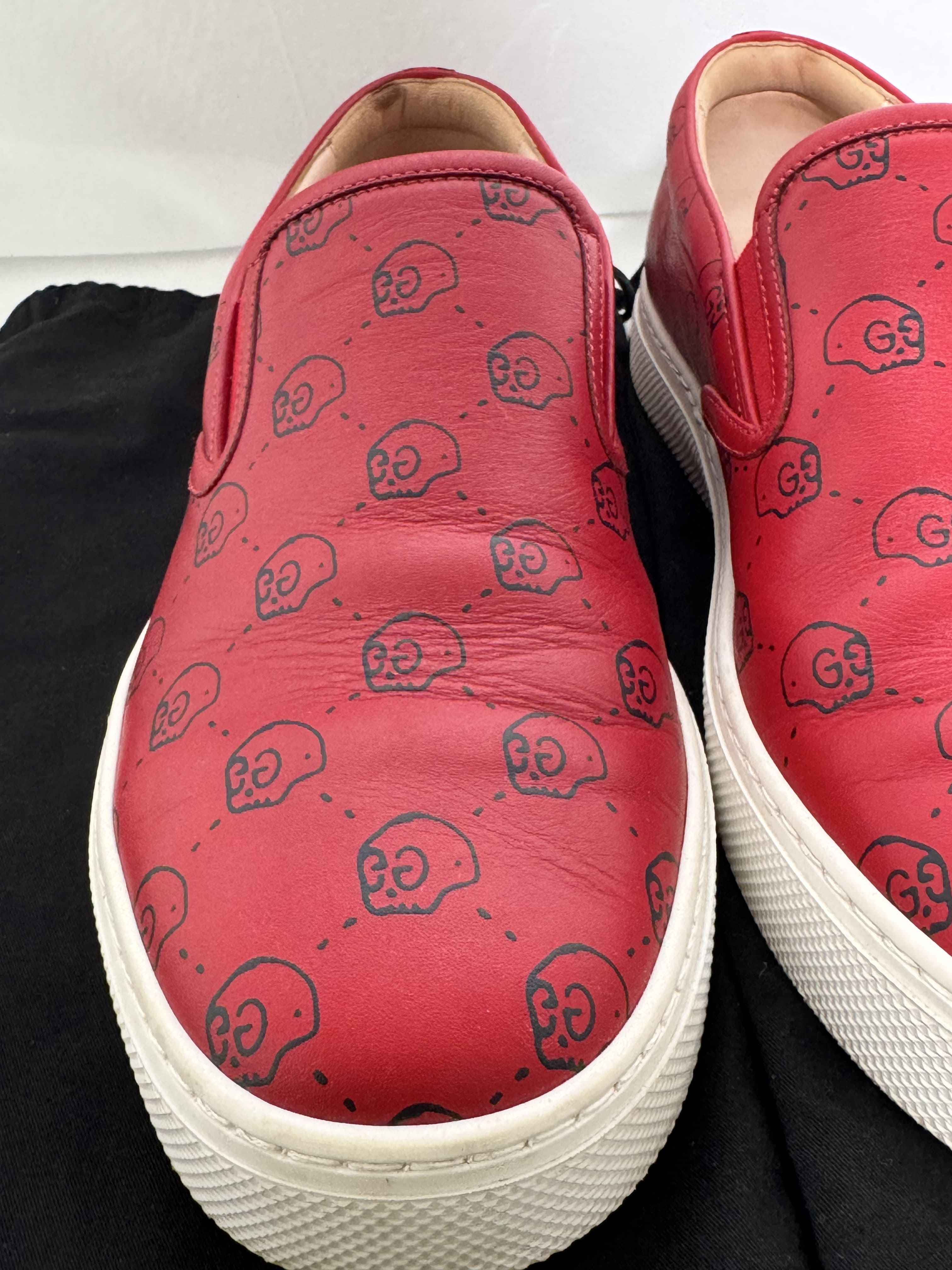 Sneakers Slip-On Gucci Ghost en cuir rouge
