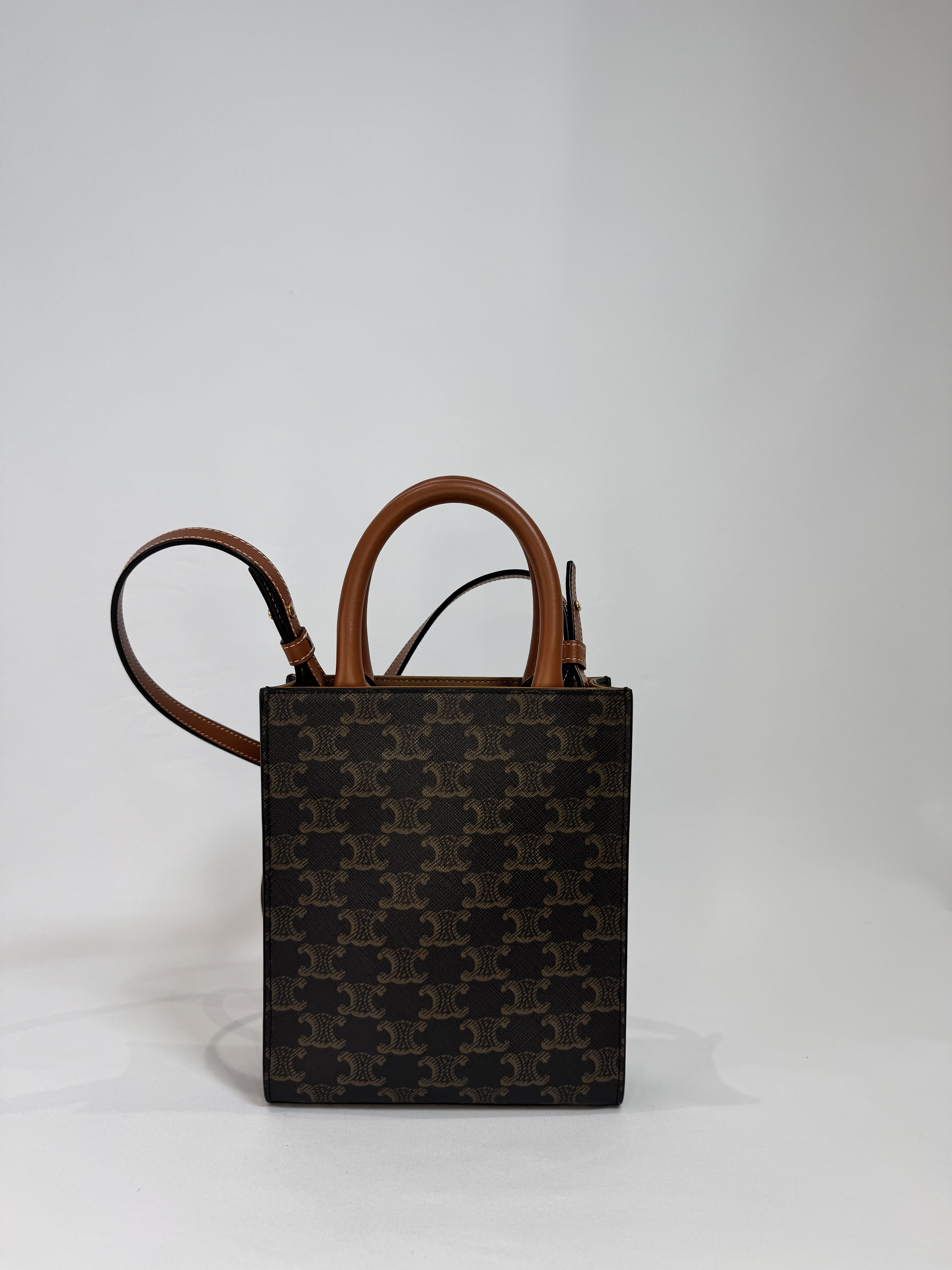 Cabas vertical mini Céline – Toile Triomphe imprimé signature