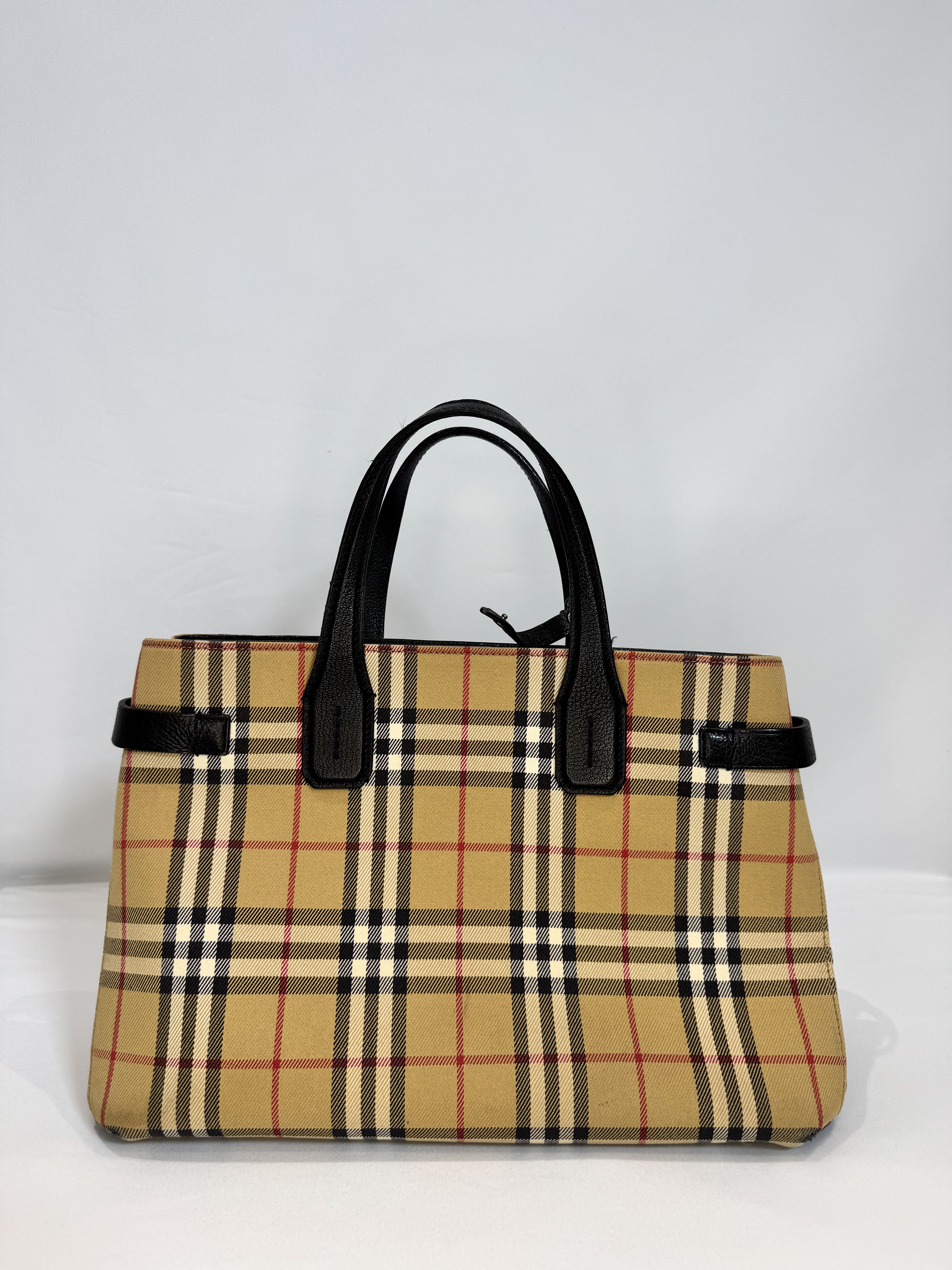 Sac à main Burberry – Toile Nova Check cuir beige