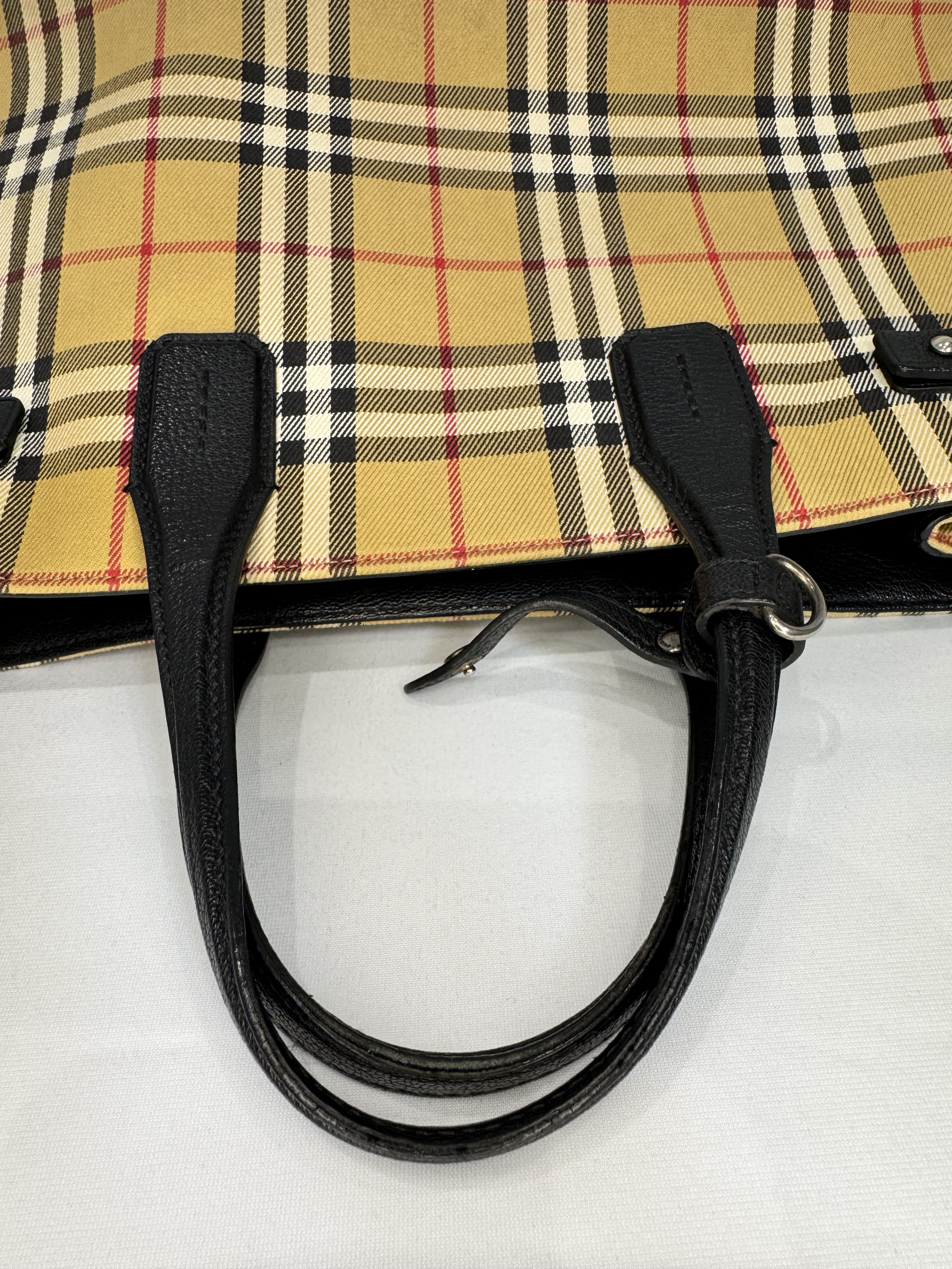 Sac à main Burberry – Toile Nova Check cuir beige
