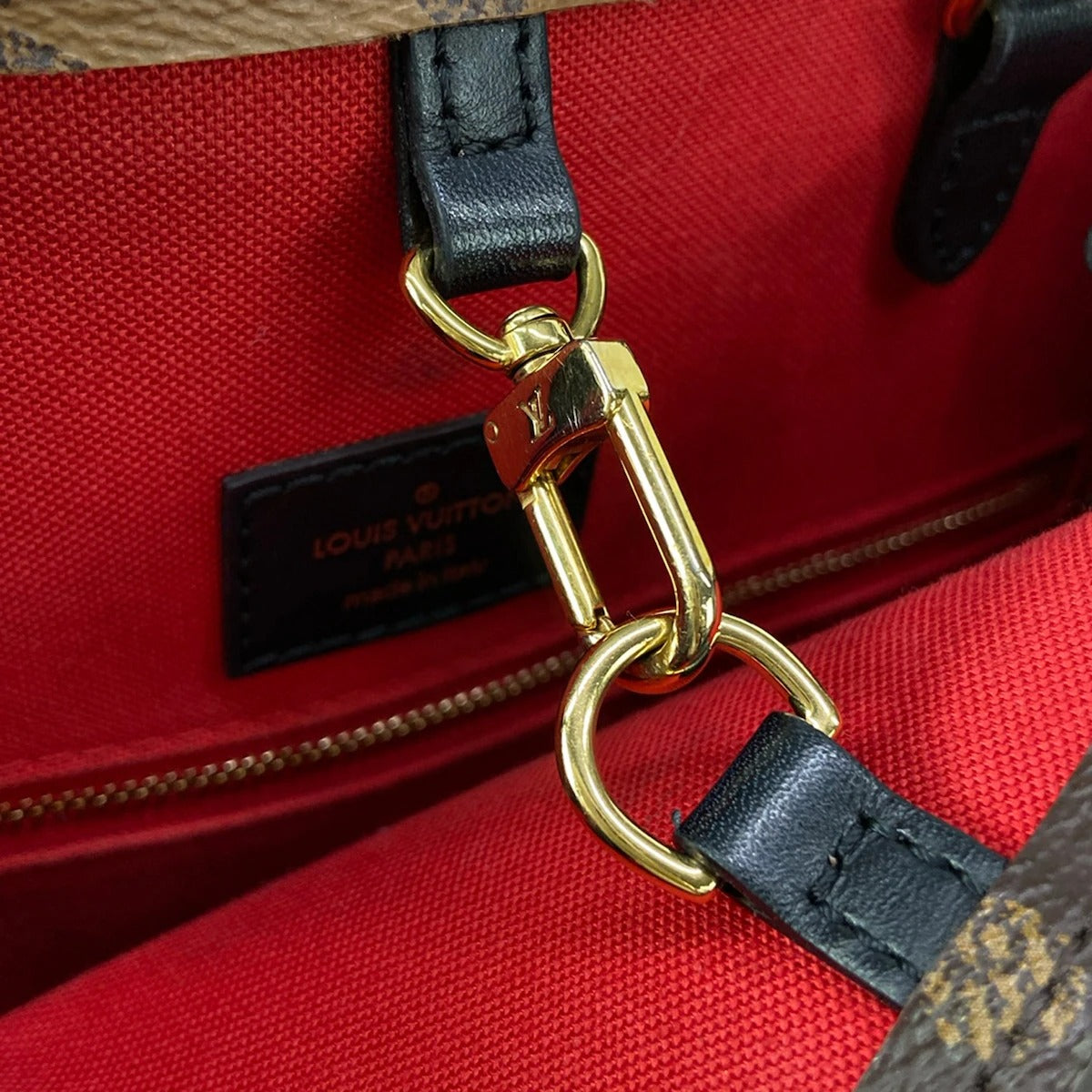 LOUIS VUITTON - ONTHEGO MM - TOILE MONOGRAM REVERSE BICOLORE