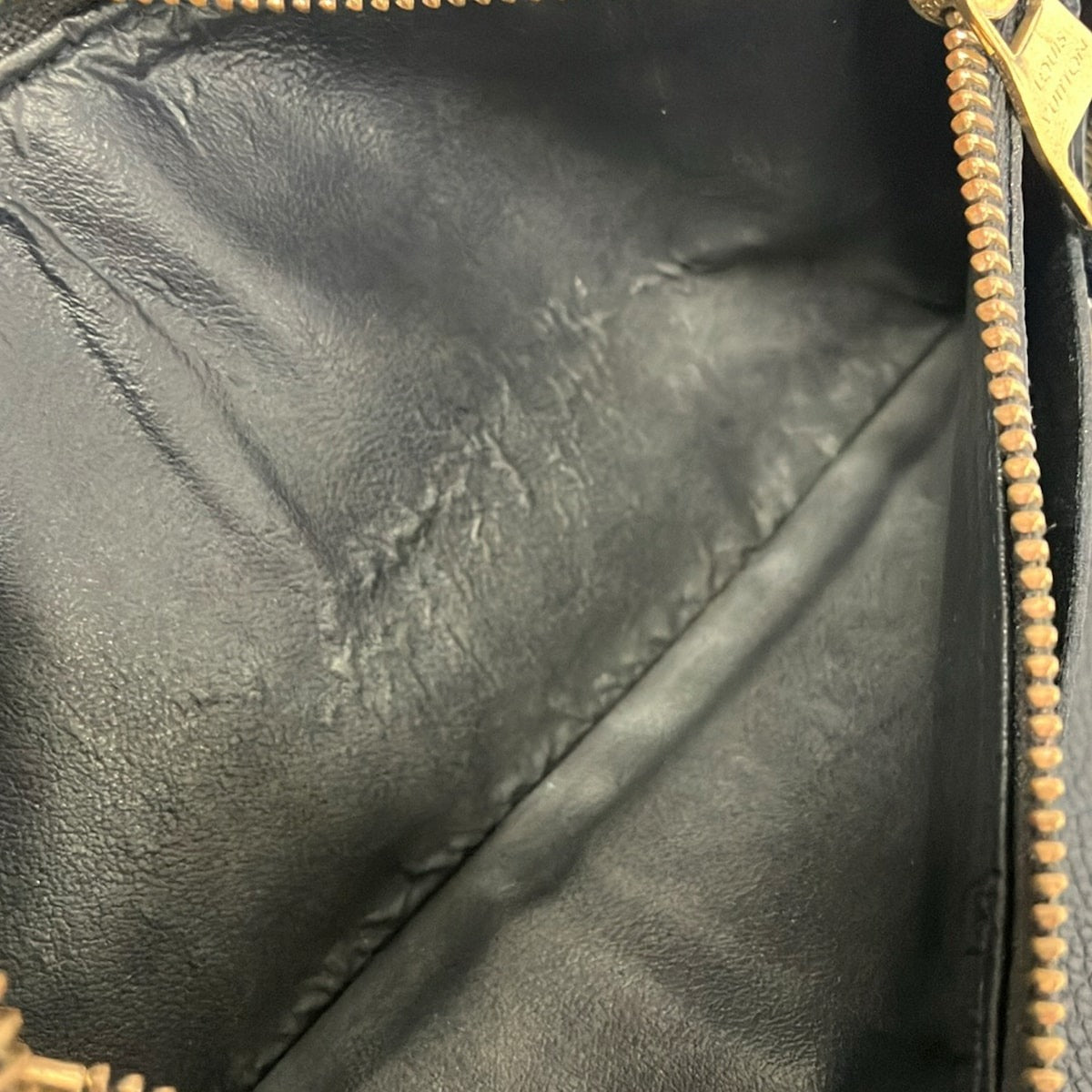 LOUIS VUITTON - PORTEFEUILLE ZIPPY - CUIR MONOGRAM EMPREINTE NOIR