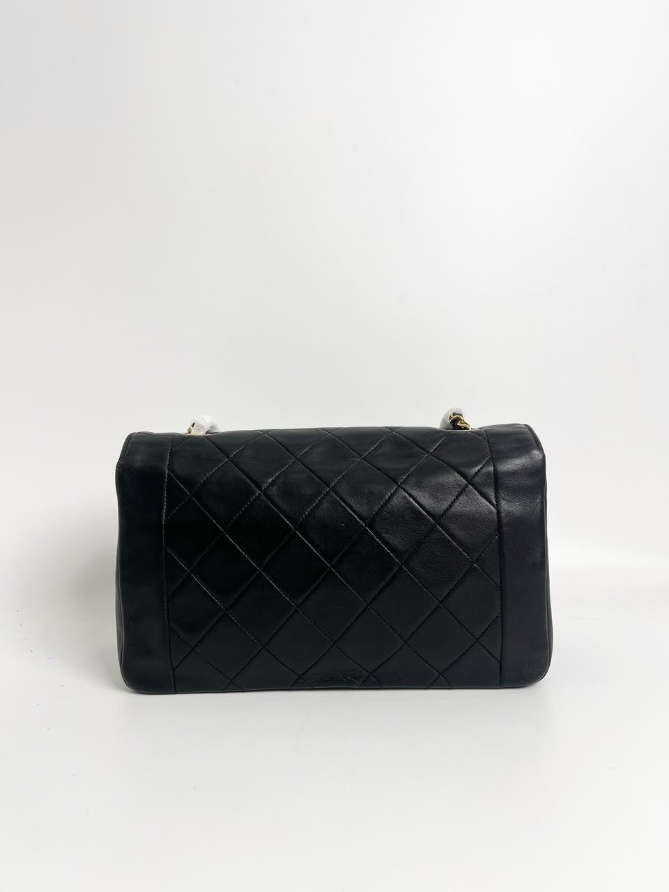 Sac Chanel Diana, vue de dos